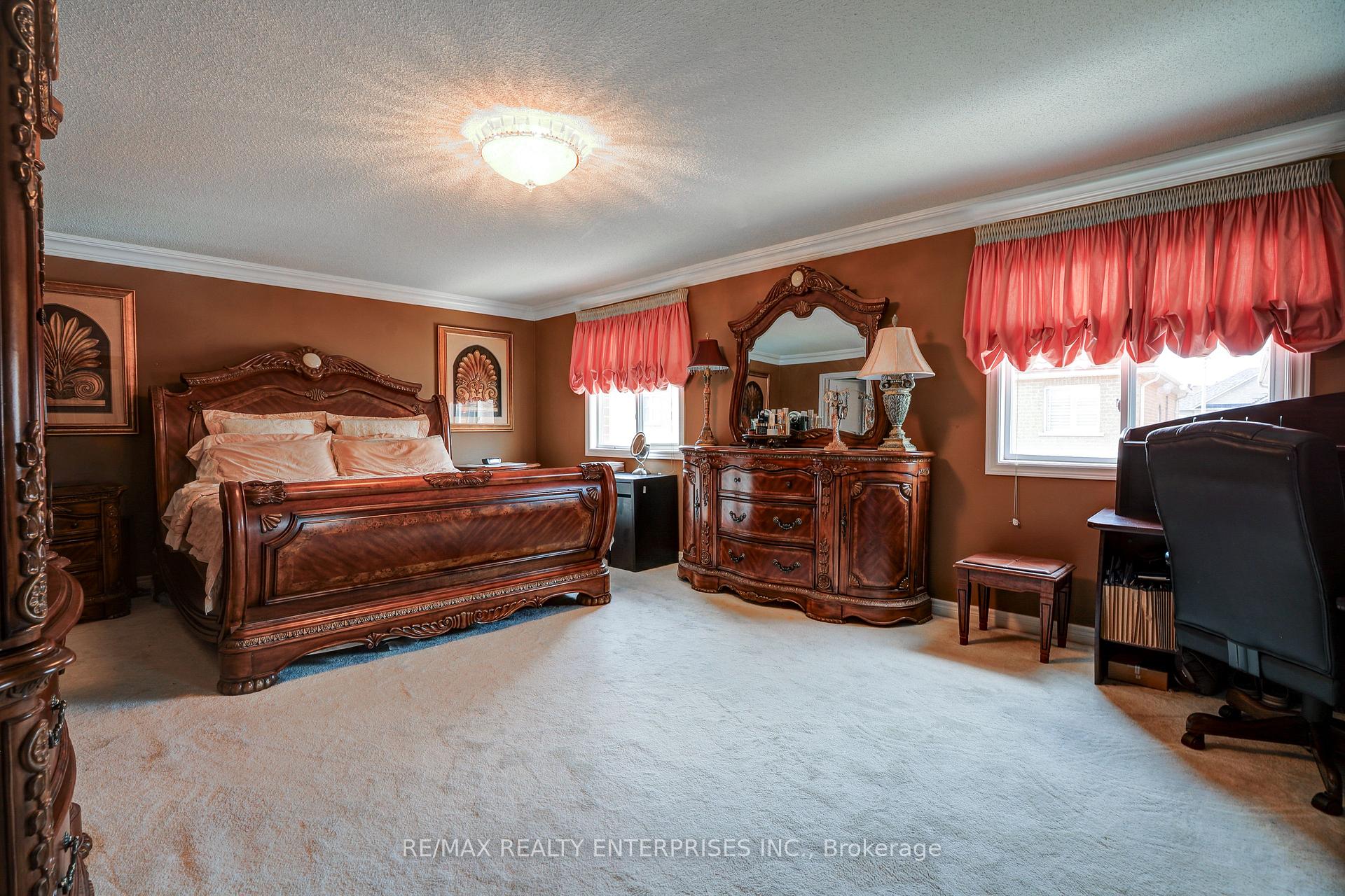 Photo 35 of 20 Saddler Avenue, Brampton, Bram East — HOMEH