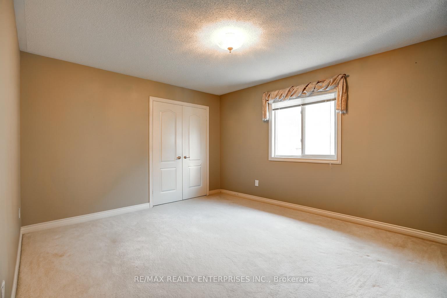 Photo 16 of 20 Saddler Avenue, Brampton, Bram East — HOMEH