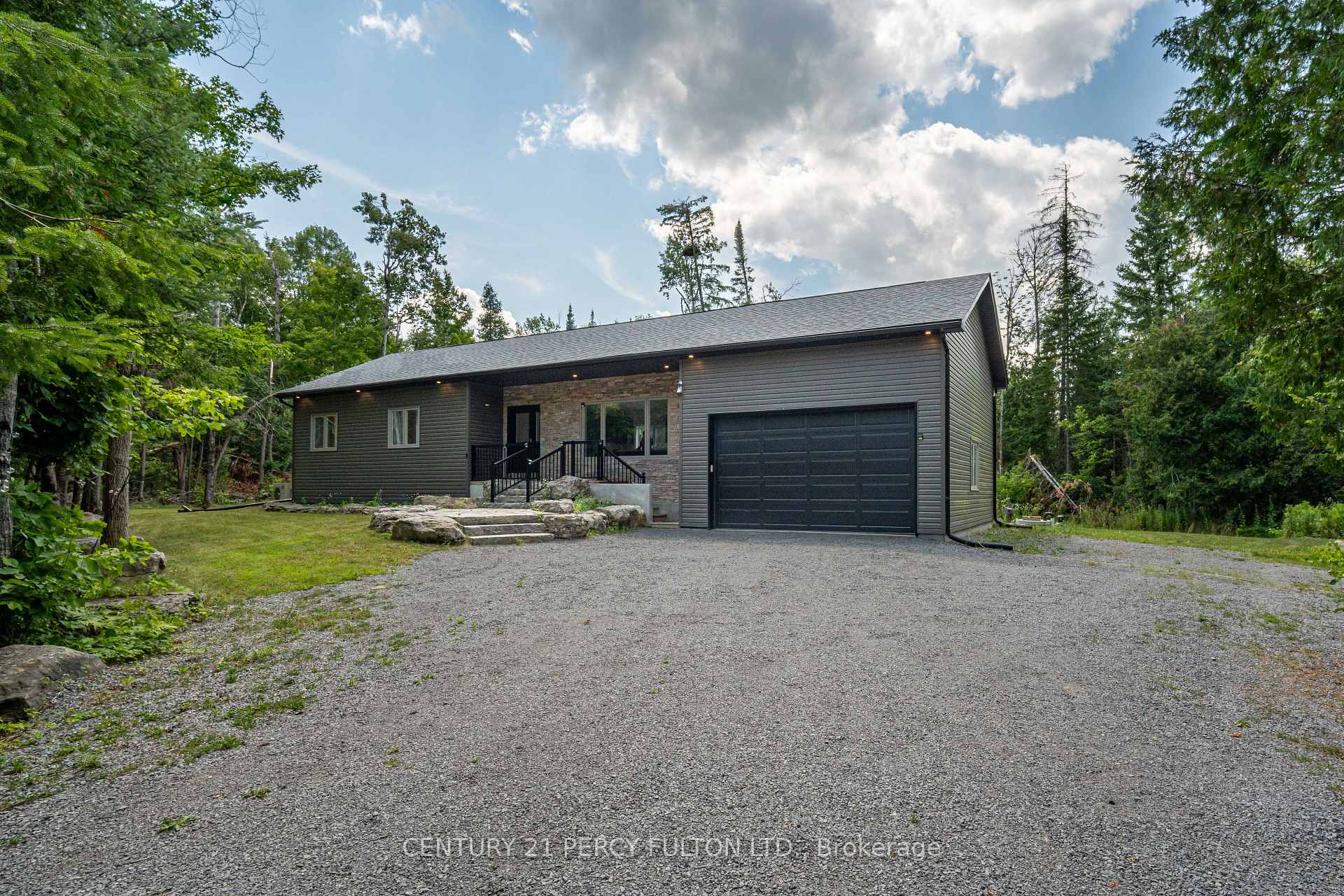 Photo 1 of 2196 Mccrackens Ldg Road, Douro-Dummer — HOMEH