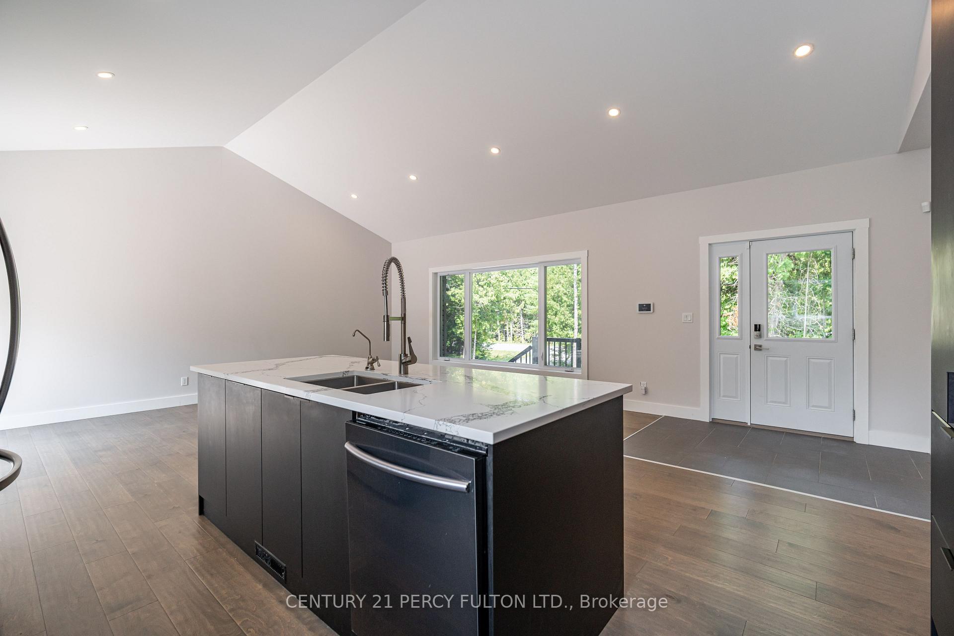 Photo 9 of 2196 Mccrackens Ldg Road, Douro-Dummer — HOMEH