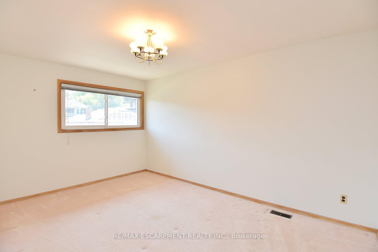 Photo 42 of 140 Kent Street, Hamilton, Kirkendall — HOMEH