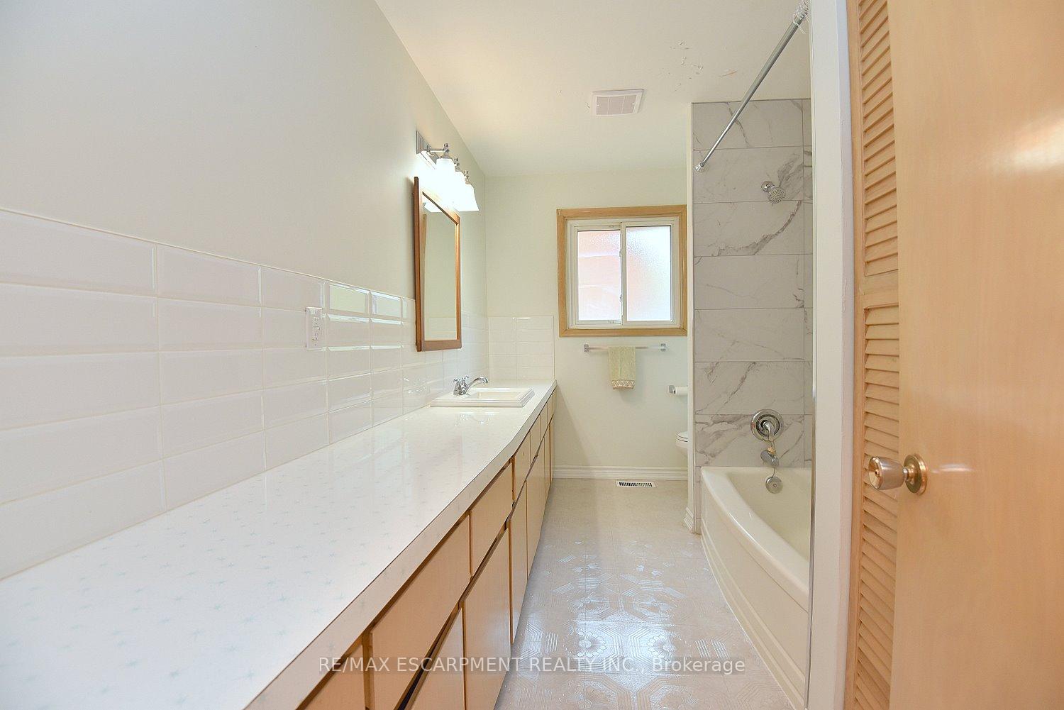 Photo 22 of 140 Kent Street, Hamilton, Kirkendall — HOMEH