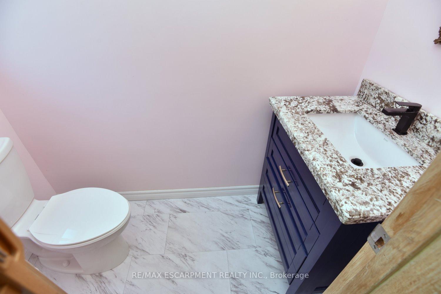 Photo 26 of 140 Kent Street, Hamilton, Kirkendall — HOMEH