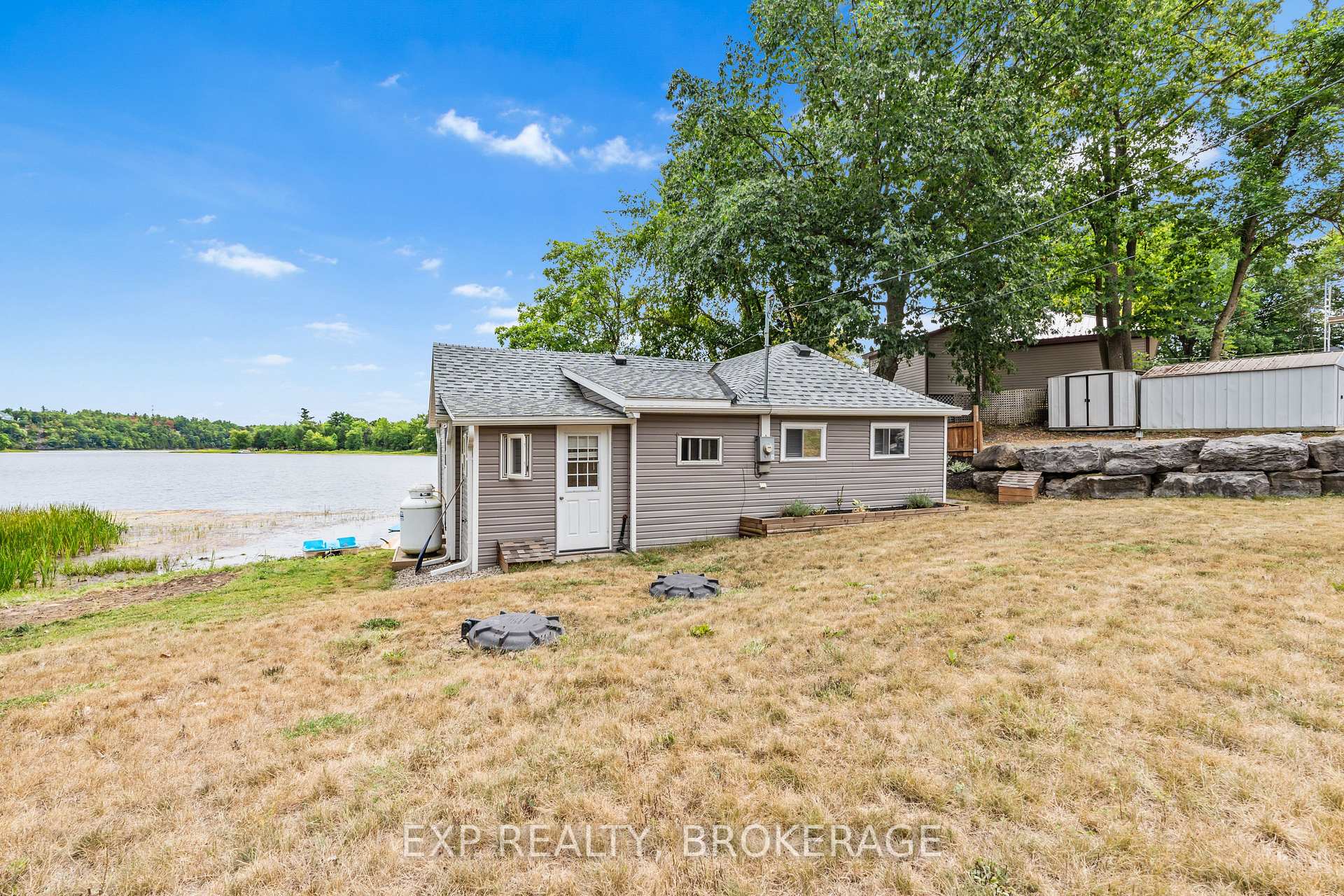 Photo 7 of 1035 Lloyd Lane, Frontenac, Frontenac South — HOMEH
