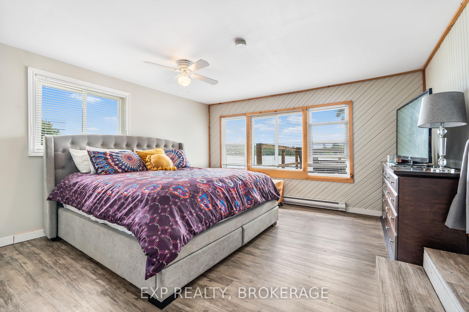 Photo 17 of 1035 Lloyd Lane, Frontenac, Frontenac South — HOMEH