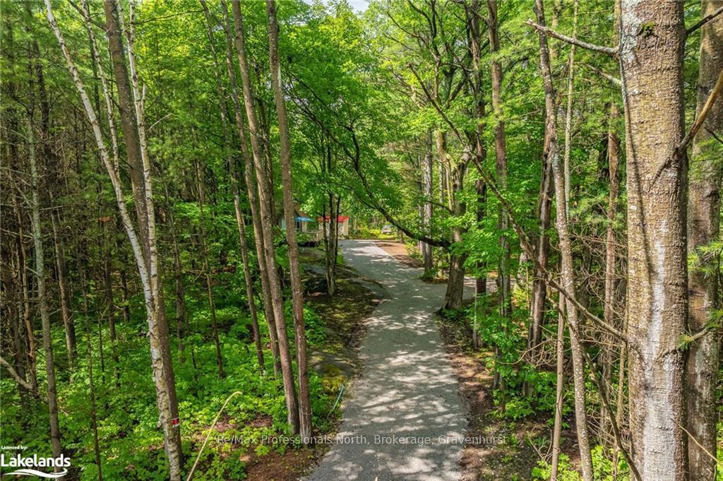 Photo 3 of 1043 South Sunset Bay Road, Gravenhurst, Muskoka (S) — HOMEH