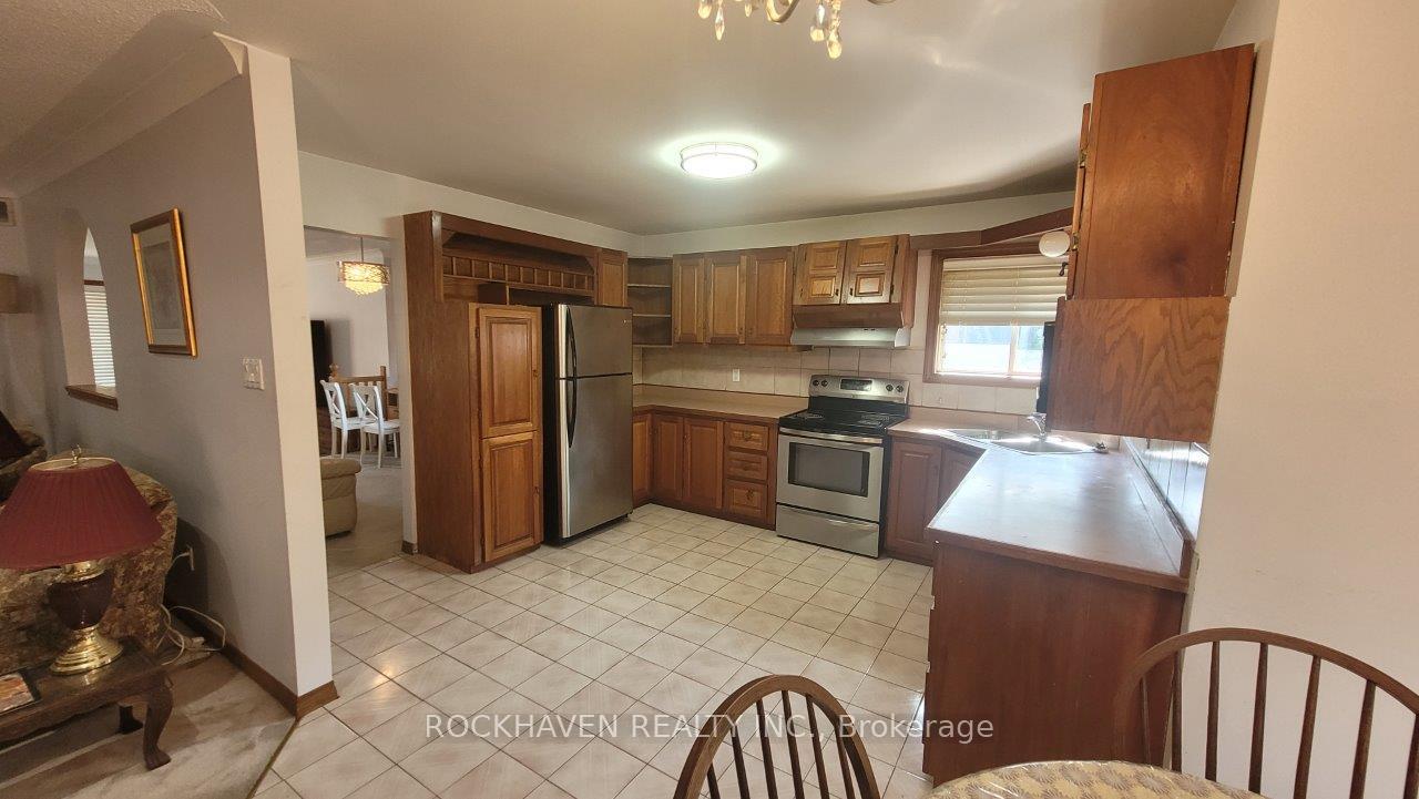 Photo 8 of 54 Kortright Road E, Guelph, Kortright East — HOMEH