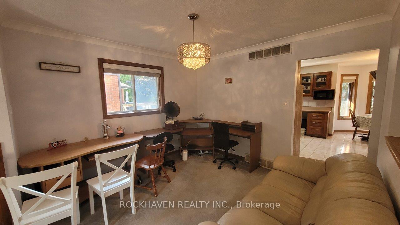 Photo 12 of 54 Kortright Road E, Guelph, Kortright East — HOMEH