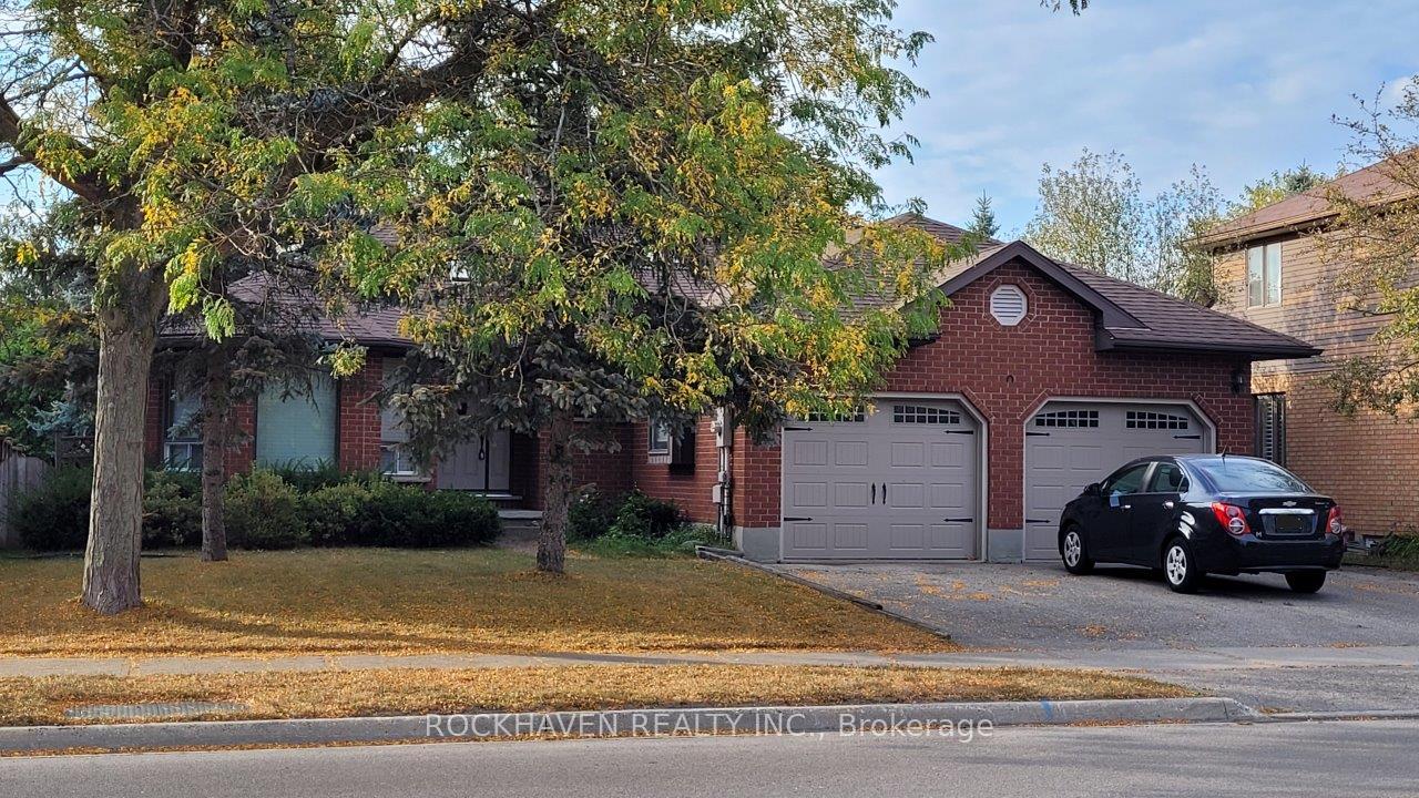 Photo 37 of 54 Kortright Road E, Guelph, Kortright East — HOMEH