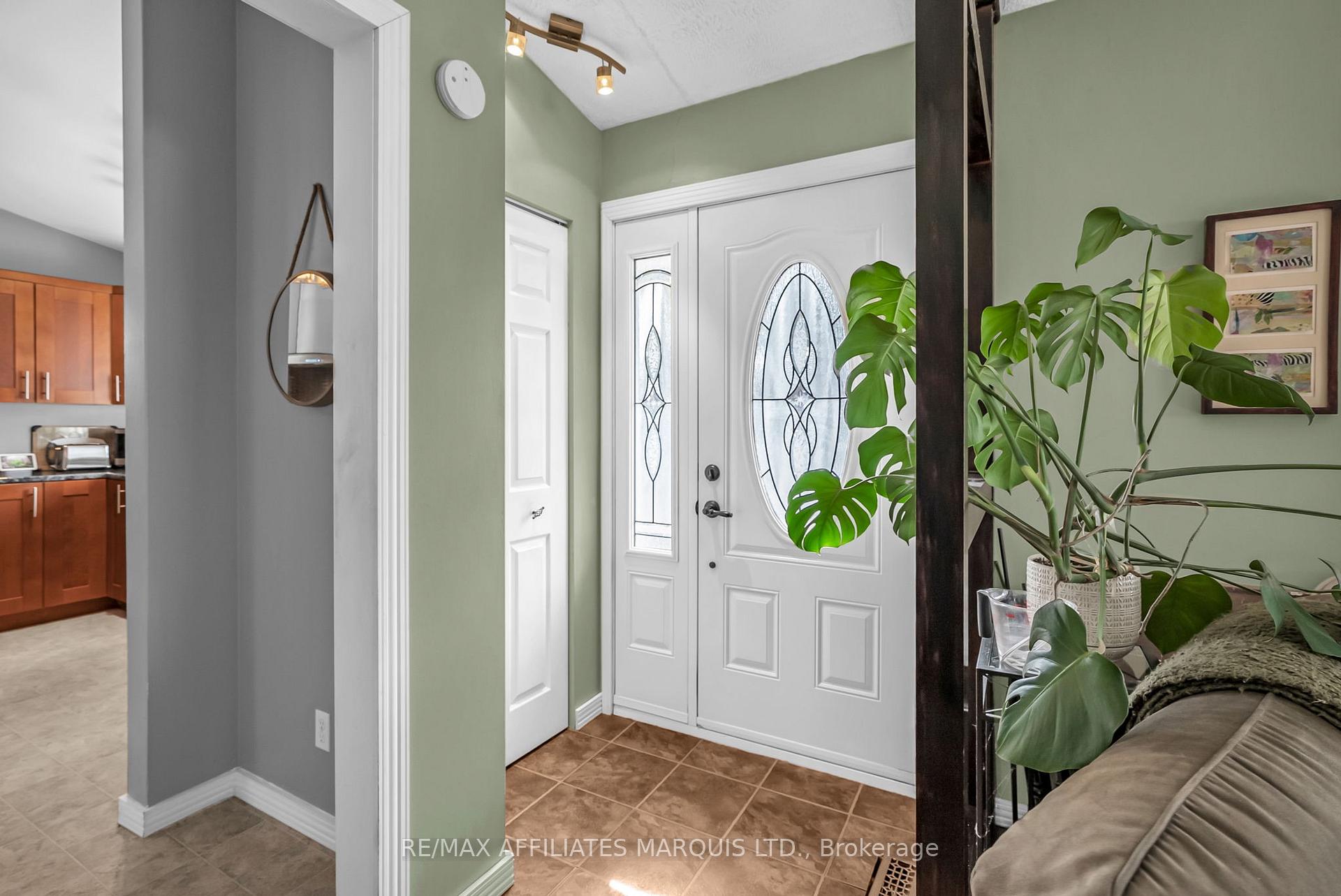 Photo 5 of 407 First Street E, Cornwall — HOMEH