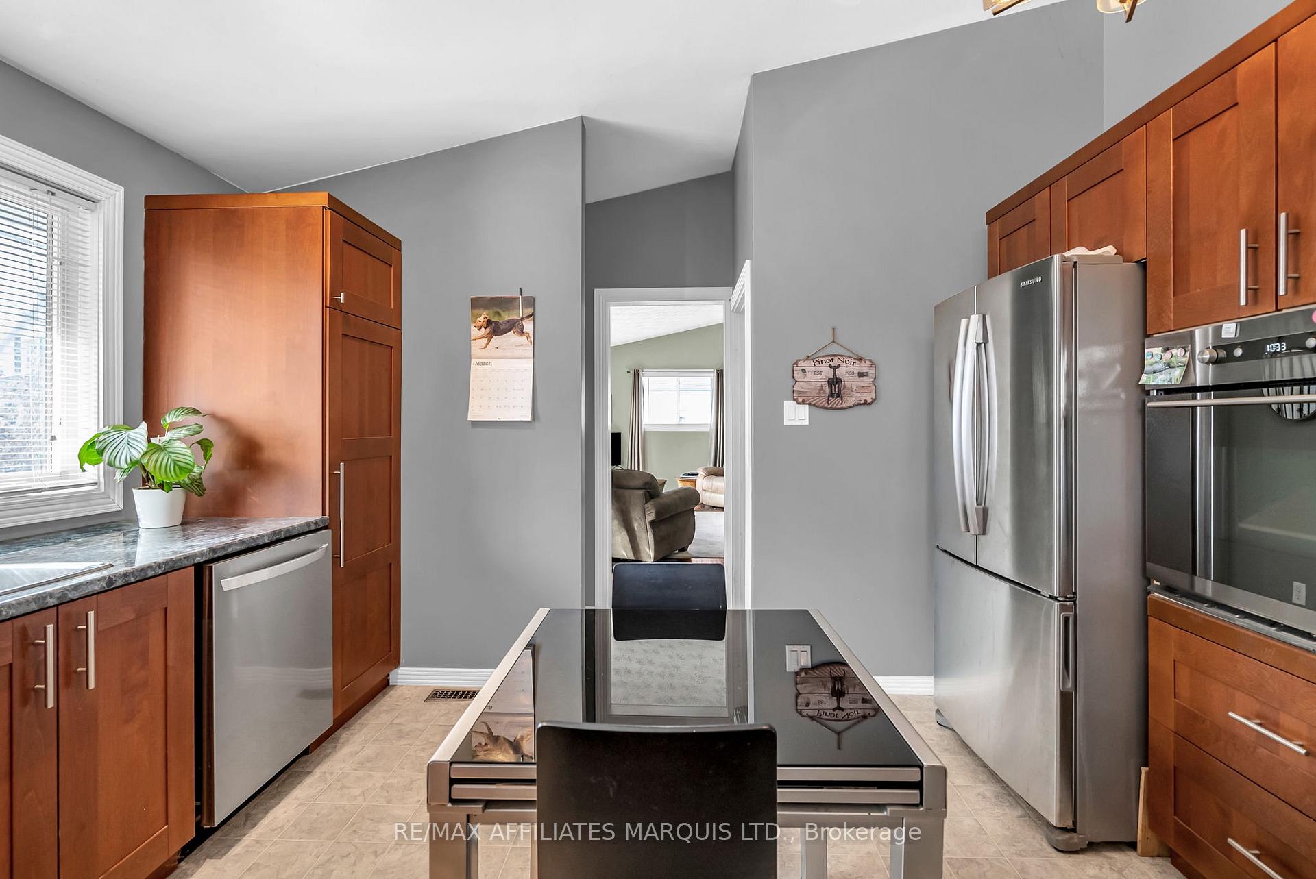 Photo 12 of 407 First Street E, Cornwall — HOMEH