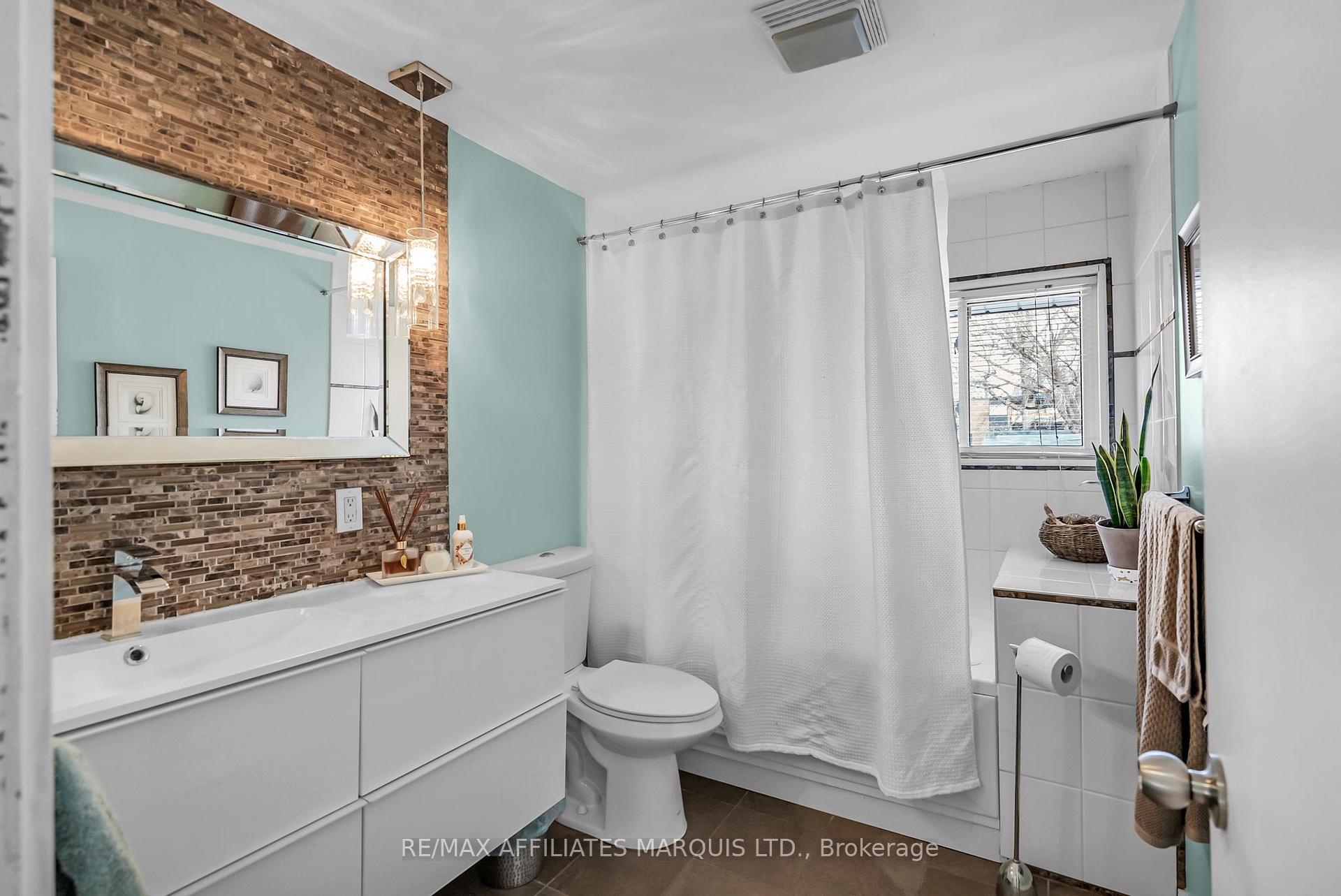 Photo 18 of 407 First Street E, Cornwall — HOMEH