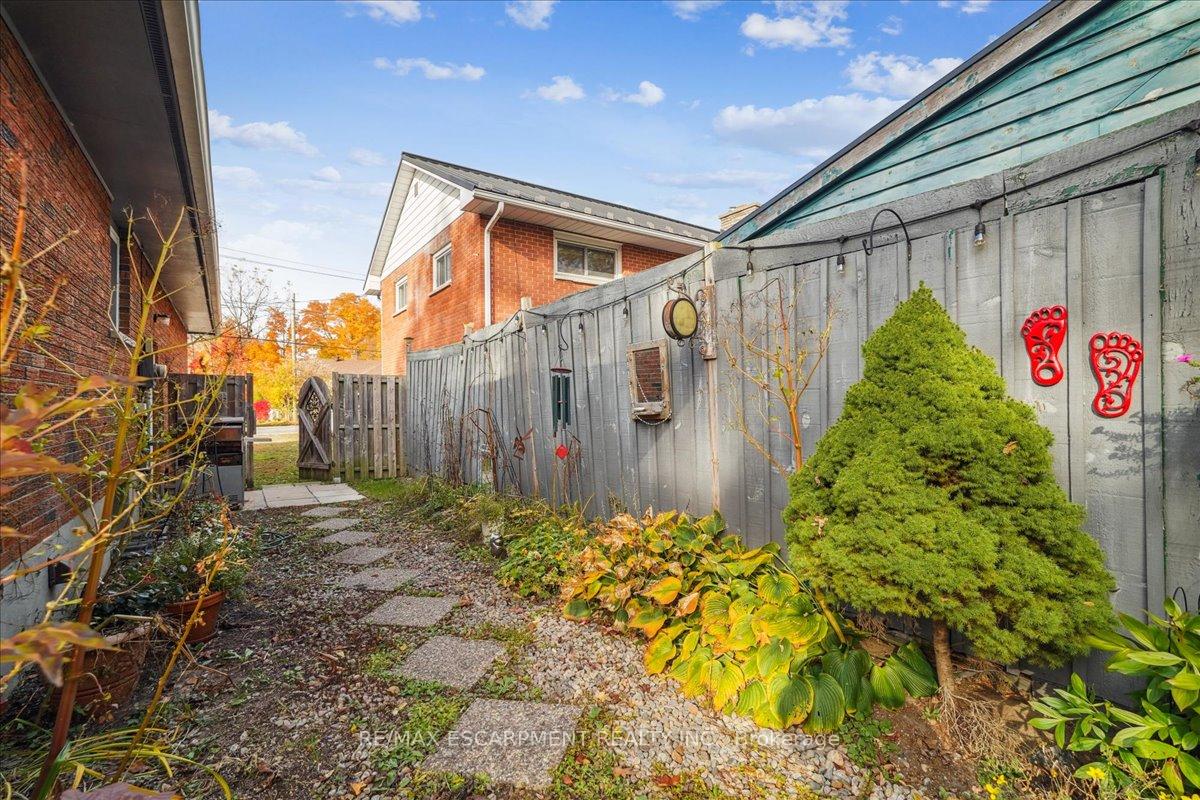 Photo 22 of 255 Brown Street, Gravenhurst, Muskoka (S) — HOMEH