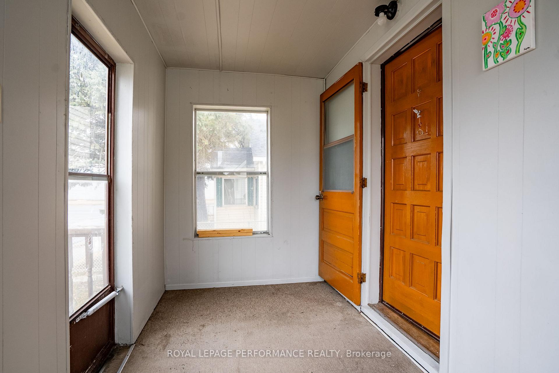 Photo 5 of 40 Cartier Avenue, Cornwall — HOMEH
