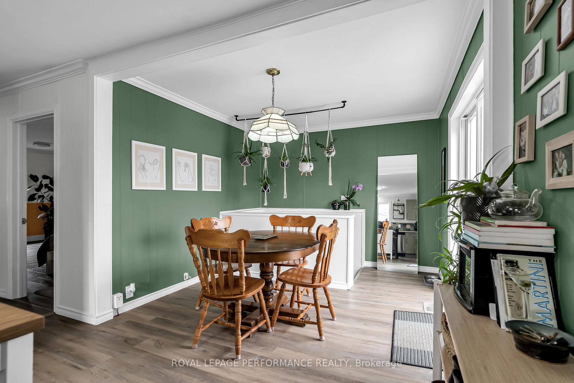 Photo 17 of 40 Cartier Avenue, Cornwall — HOMEH