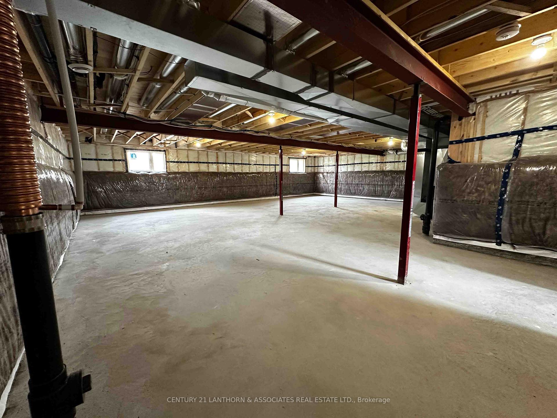 Photo 17 of 28 Summit Crescent, Belleville, Belleville Ward — HOMEH