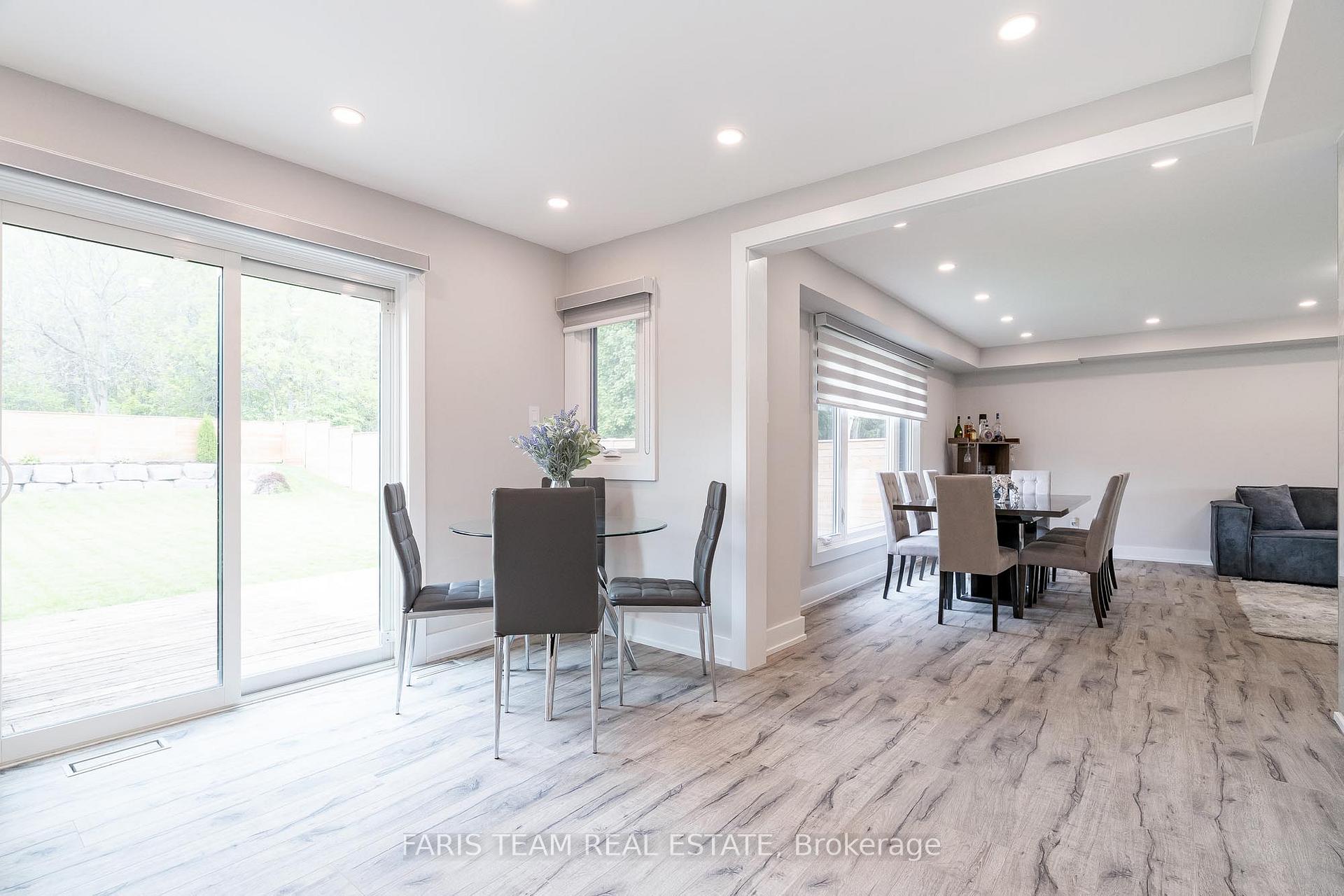 Photo 11 of 432 Edgehill Drive, Barrie, Edgehill Drive — HOMEH