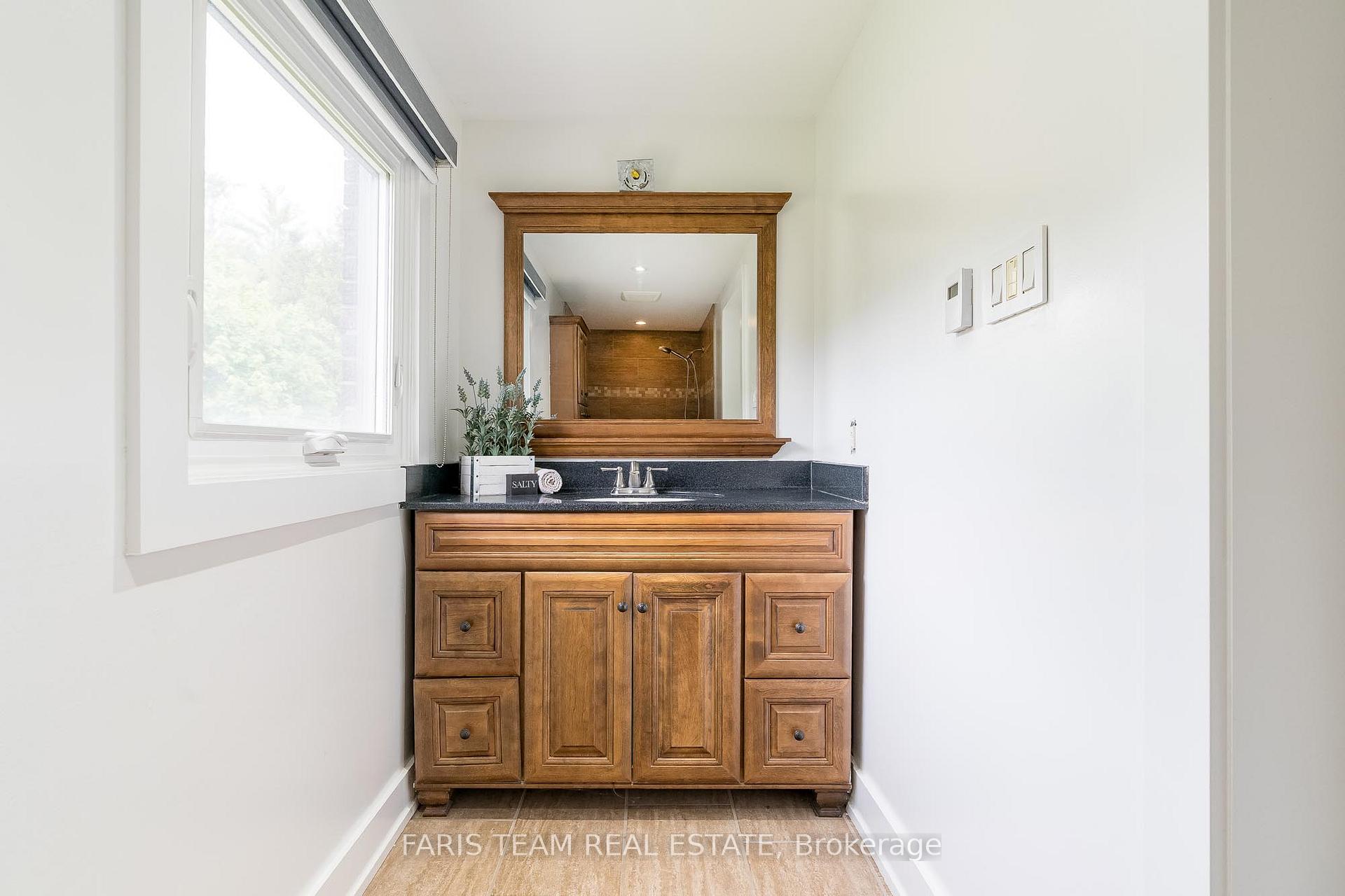 Photo 21 of 432 Edgehill Drive, Barrie, Edgehill Drive — HOMEH