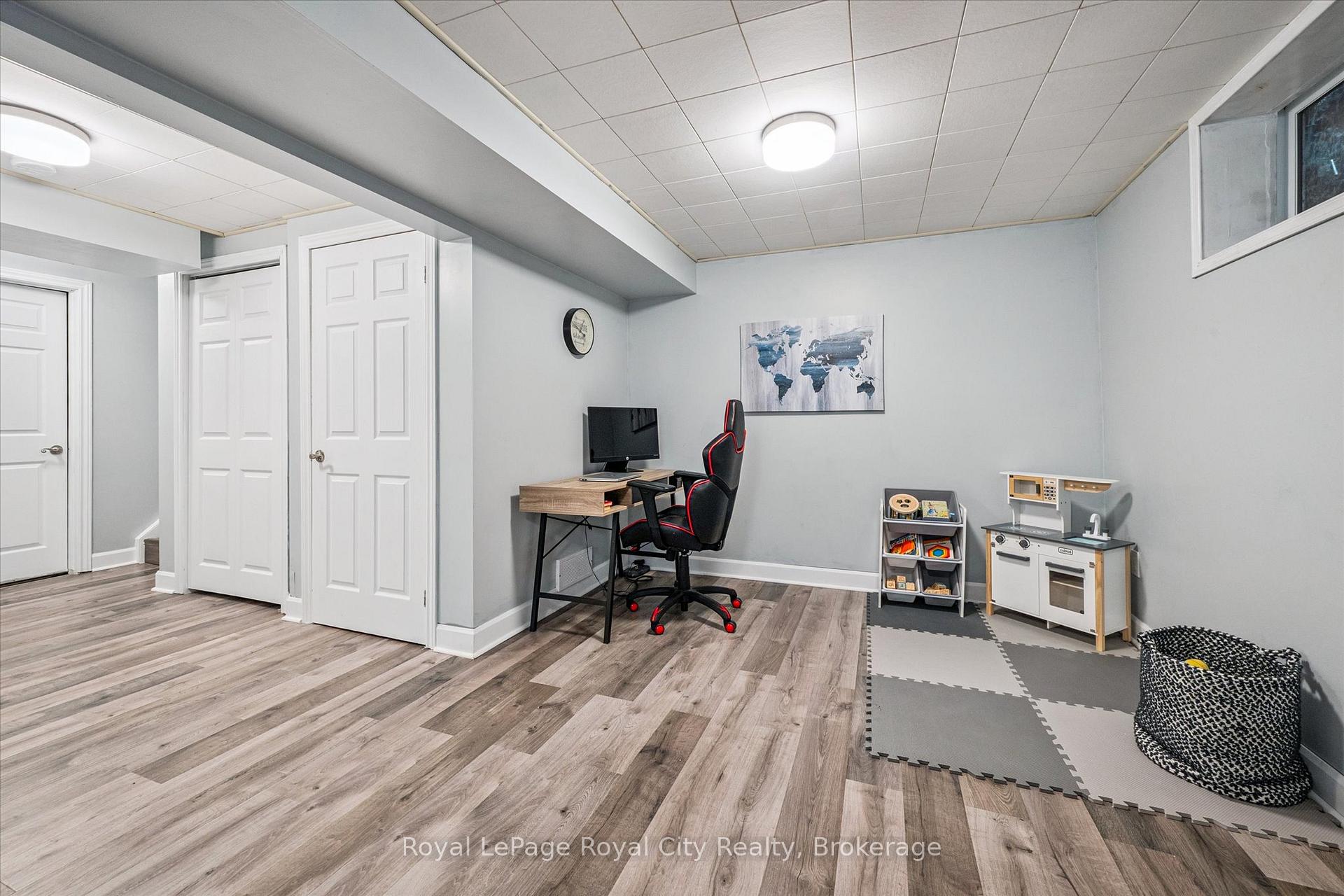 Photo 28 of 23 Fuller Drive, Guelph, Grange Road — HOMEH