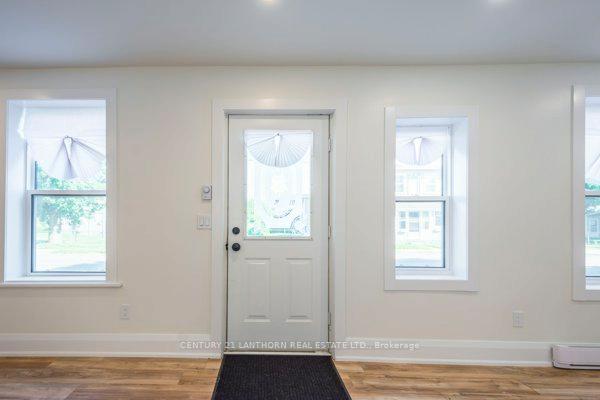 Photo 4 of 31 Bettes Street, Belleville, Belleville Ward — HOMEH