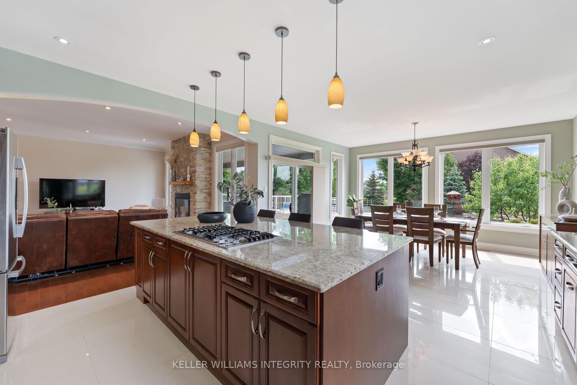 Photo 6 of 6373 Blossom Trail Drive, Ottawa, Greely — HOMEH