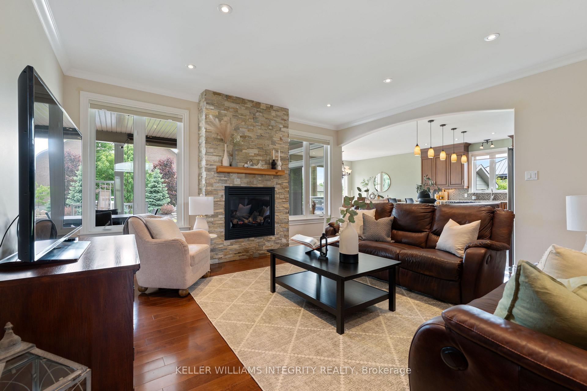 Photo 9 of 6373 Blossom Trail Drive, Ottawa, Greely — HOMEH