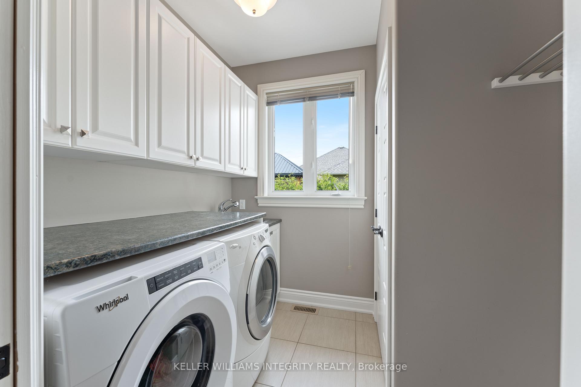 Photo 21 of 6373 Blossom Trail Drive, Ottawa, Greely — HOMEH