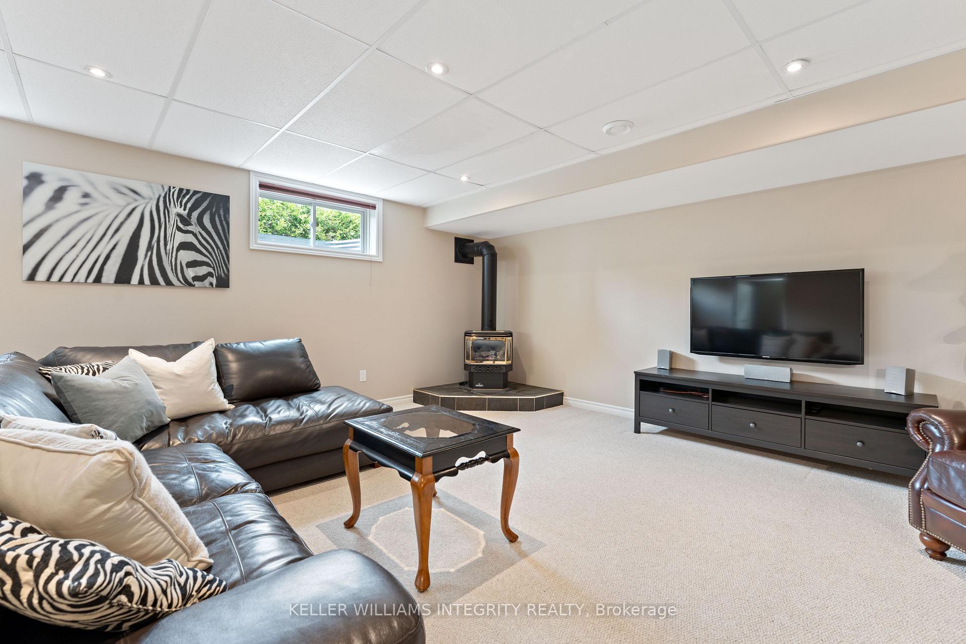 Photo 24 of 6373 Blossom Trail Drive, Ottawa, Greely — HOMEH