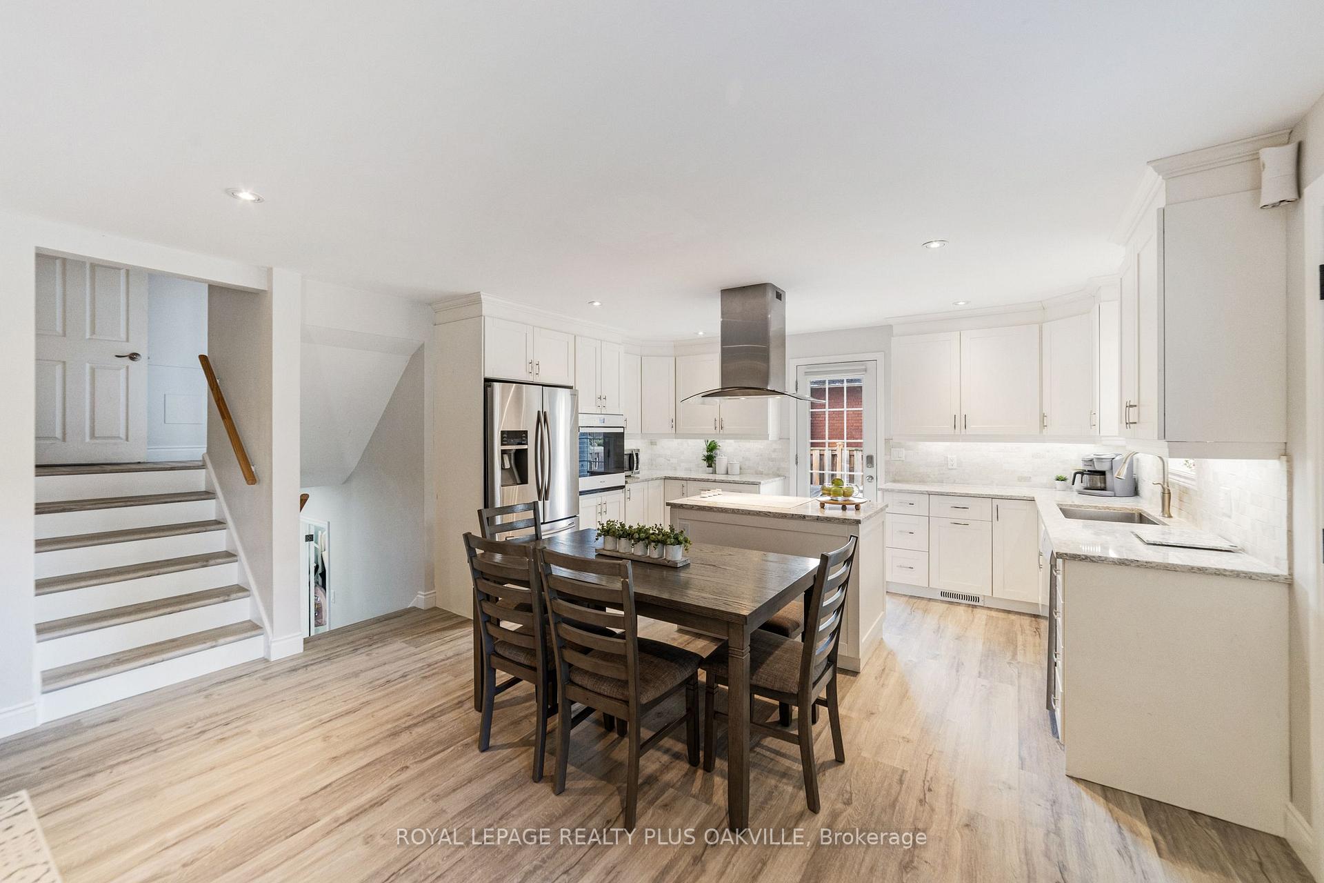 Photo 7 of 149 West 32nd Street, Hamilton, Westcliffe — HOMEH