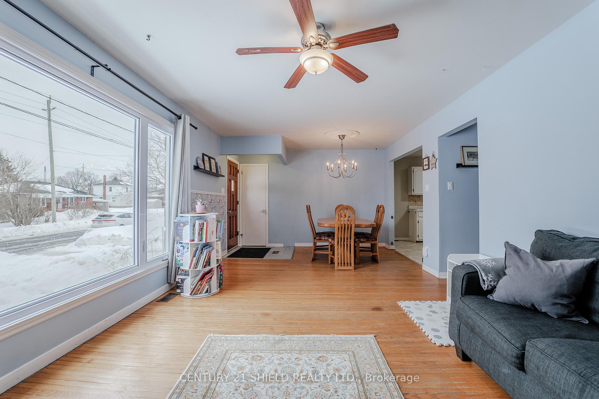 Photo 6 of 304 Wallrich Avenue, Cornwall — HOMEH