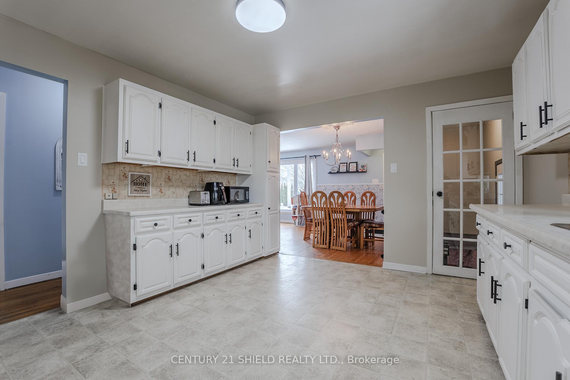 Photo 9 of 304 Wallrich Avenue, Cornwall — HOMEH