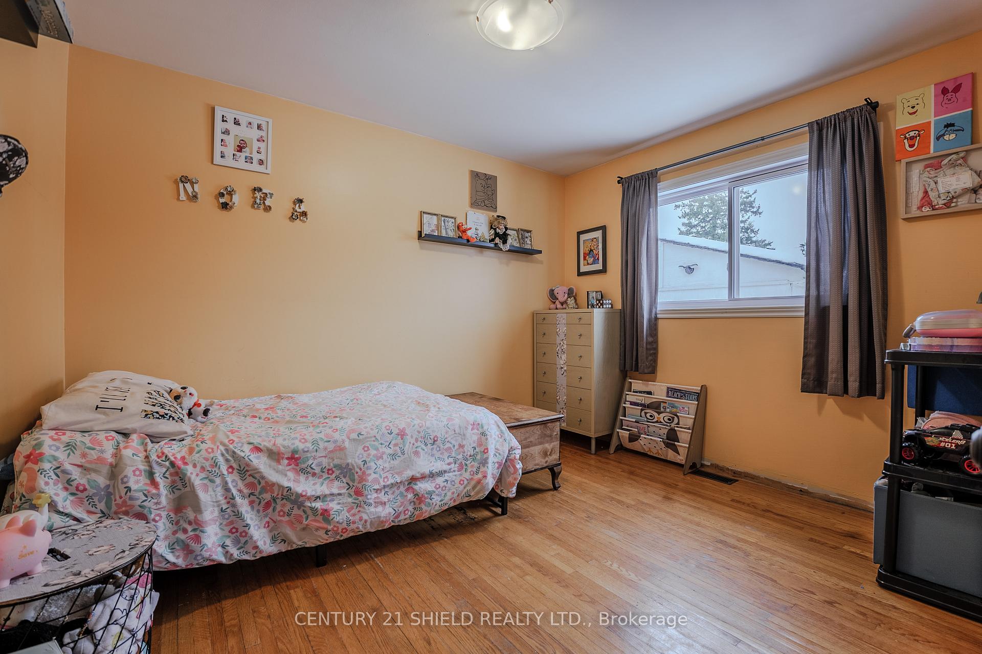 Photo 16 of 304 Wallrich Avenue, Cornwall — HOMEH
