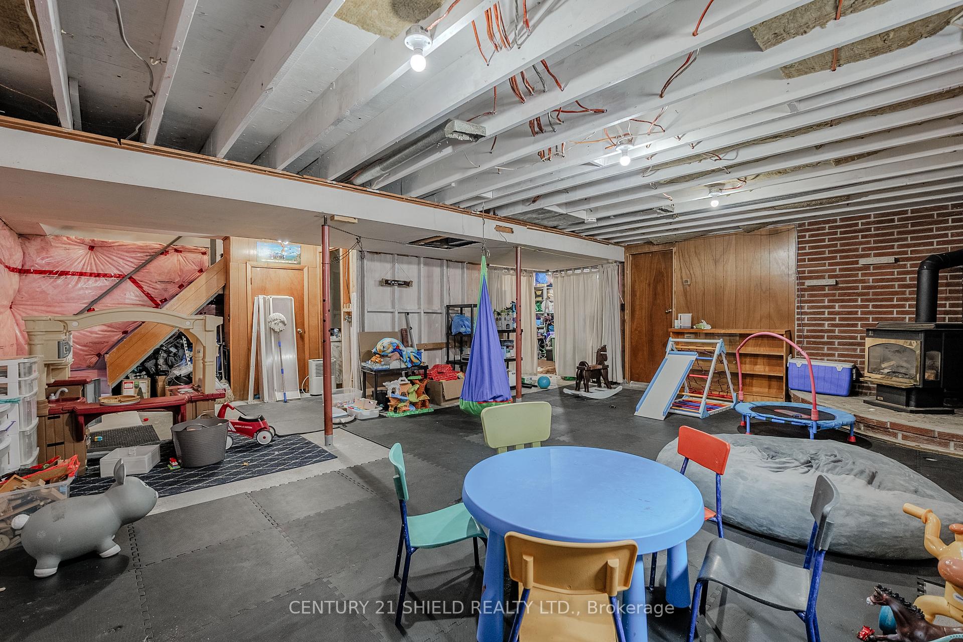 Photo 23 of 304 Wallrich Avenue, Cornwall — HOMEH