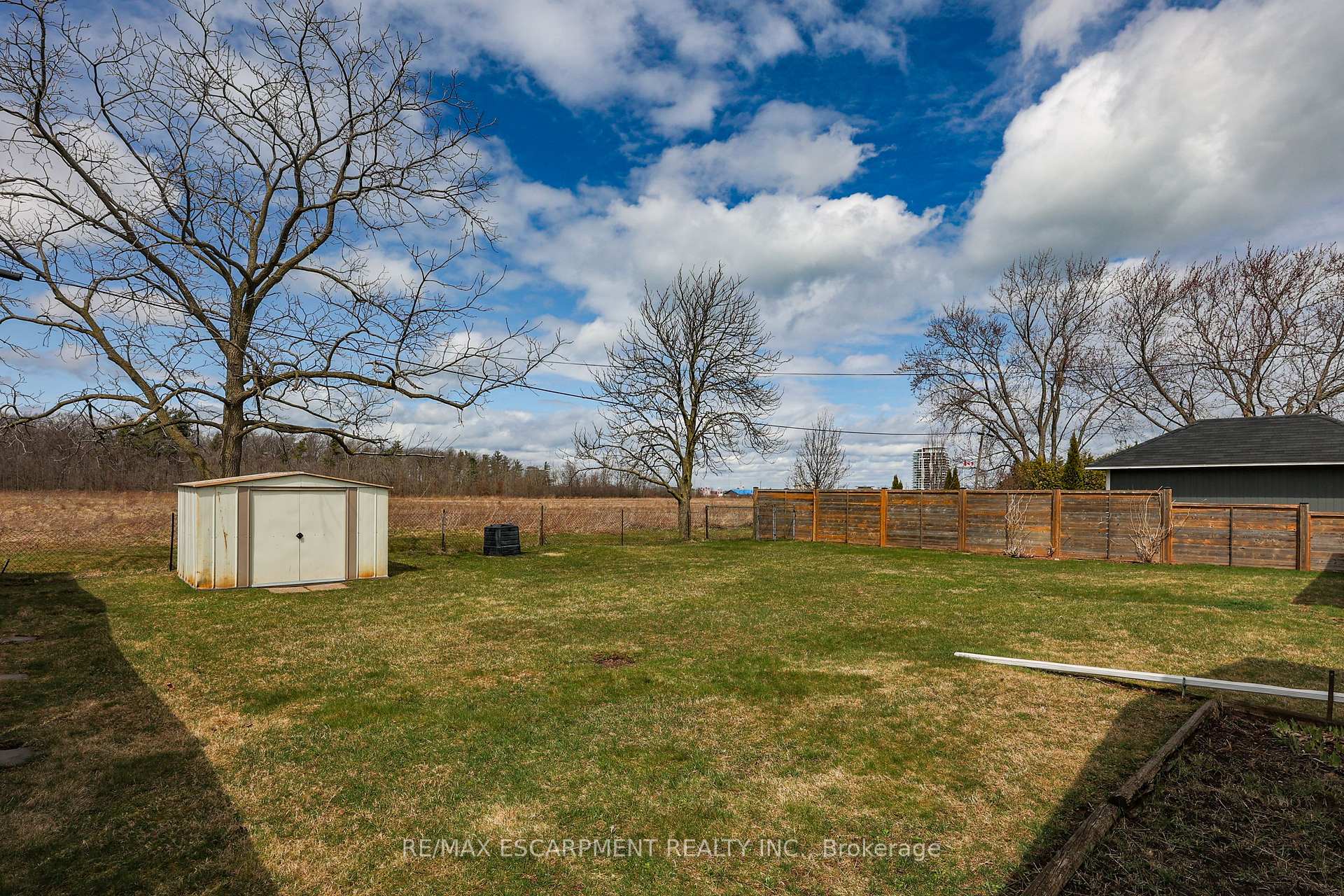 Photo 2 of 43 Emily Street, Grimsby, Grimsby West — HOMEH