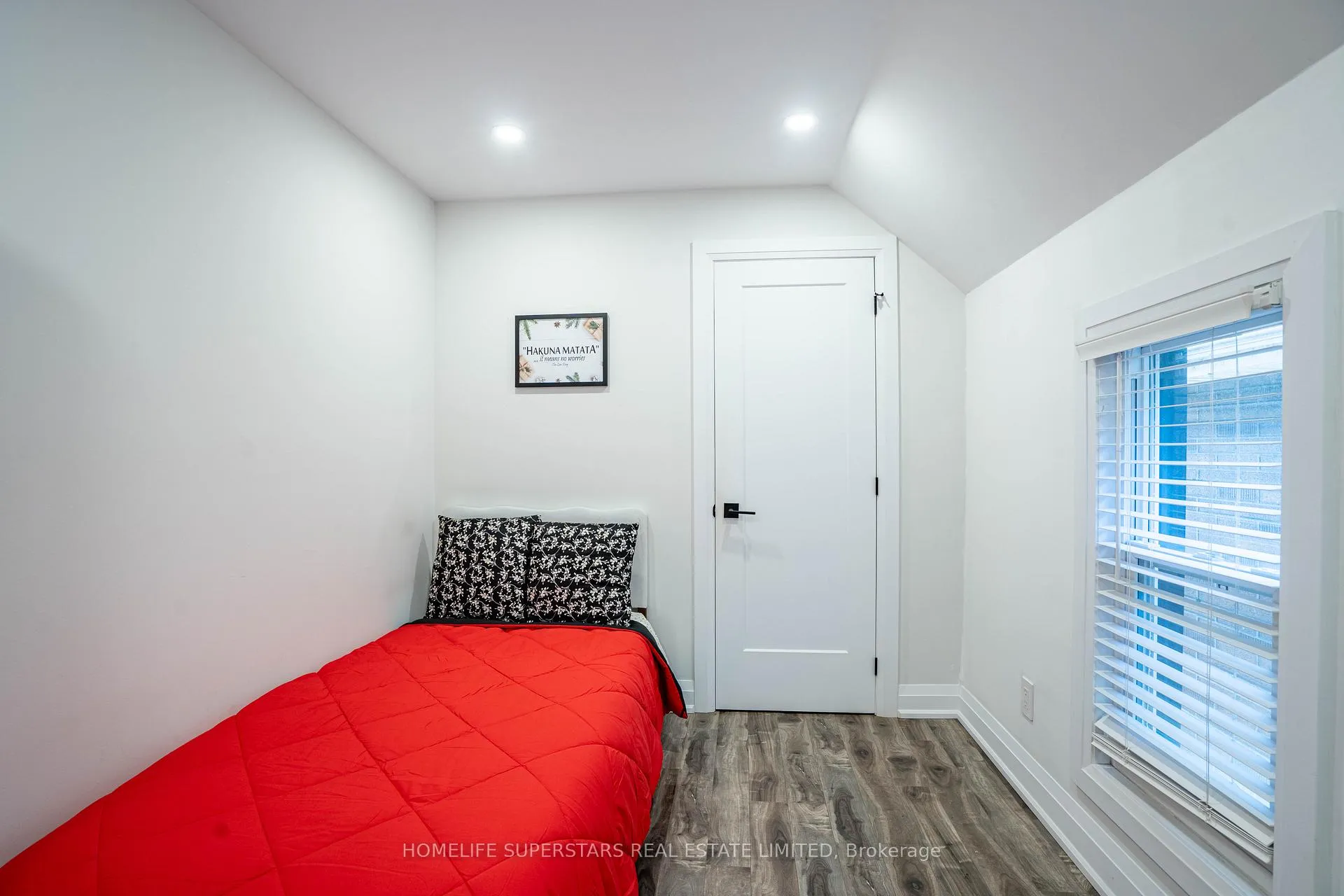 Photo 17 of 73 Clinton Street, Hamilton, Stipley — HOMEH