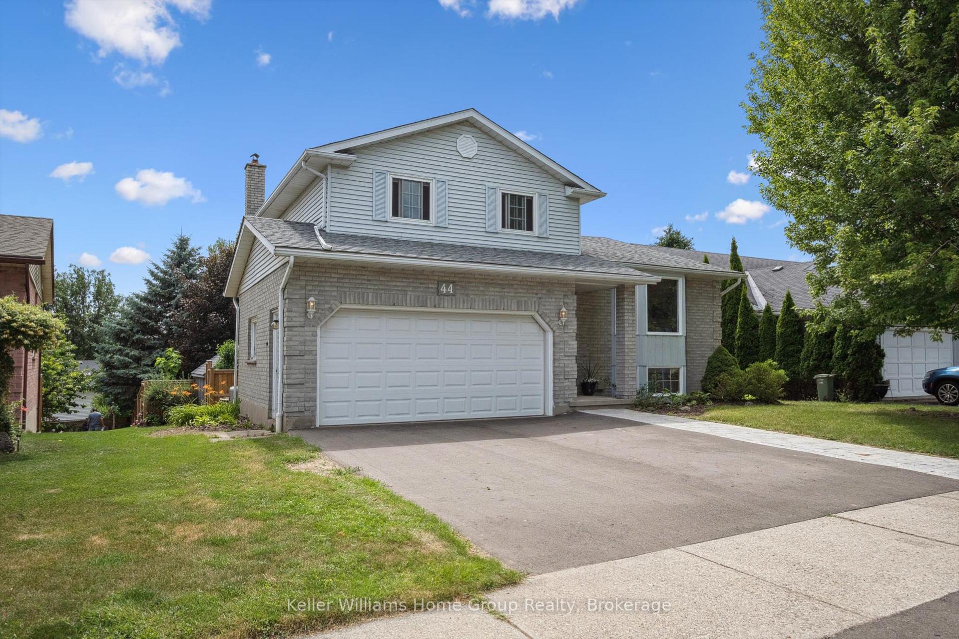 Photo 2 of 44 Greenwich Drive, Guelph, Willow West/Sugarbush/West Acres — HOMEH