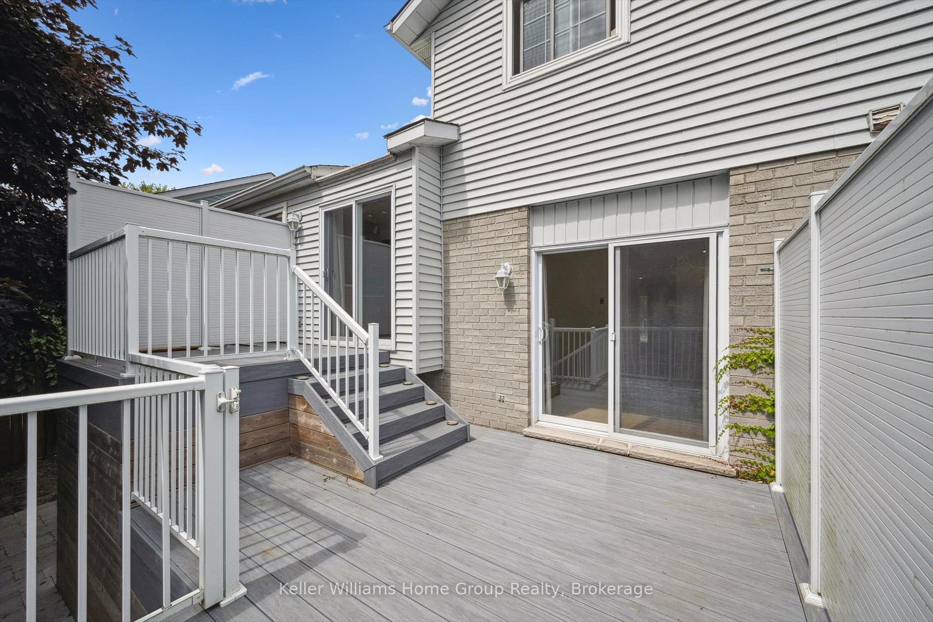 Photo 34 of 44 Greenwich Drive, Guelph, Willow West/Sugarbush/West Acres — HOMEH