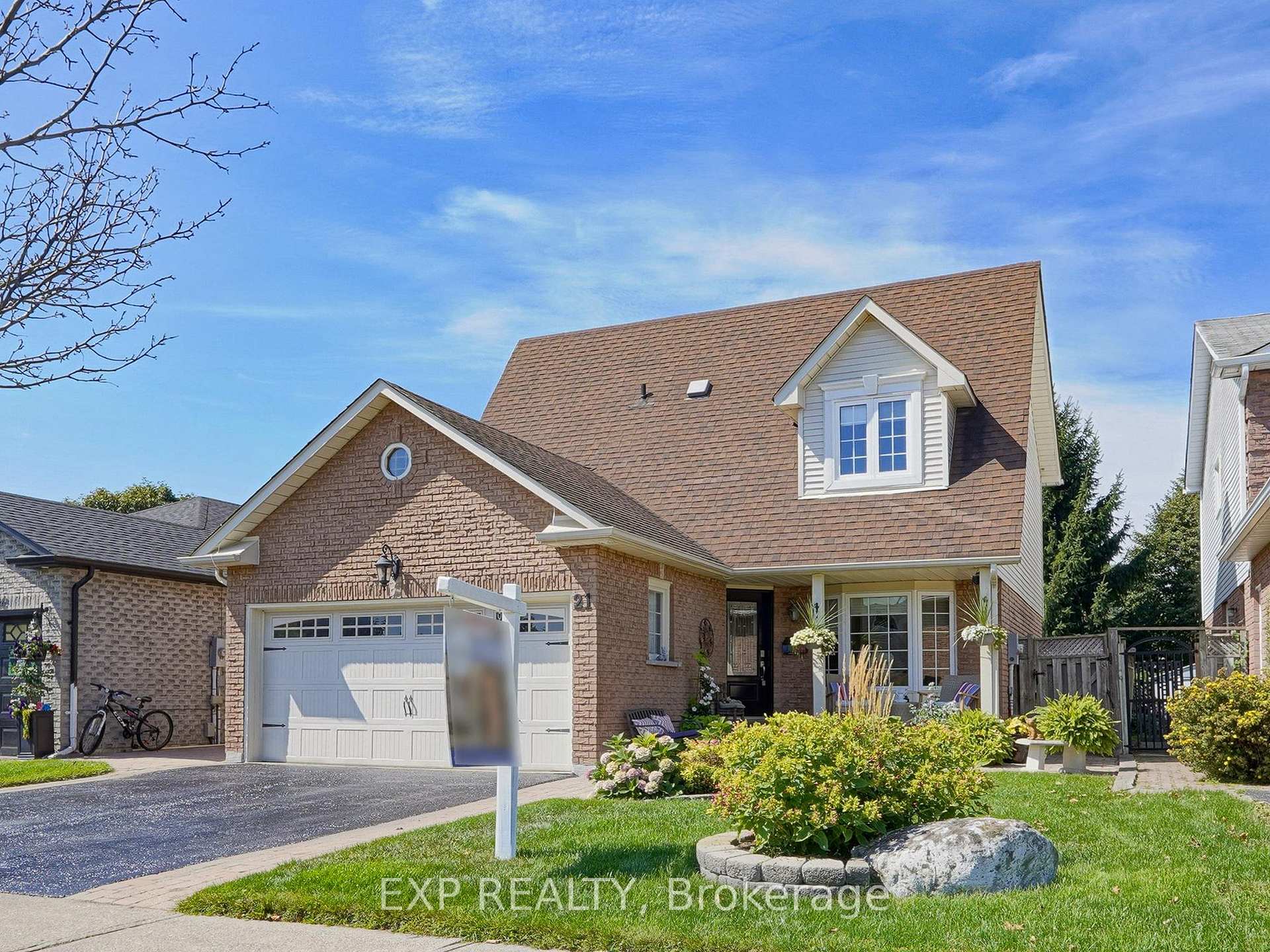 Photo 1 of 21 Lyndale Crescent, Clarington, Courtice — HOMEH