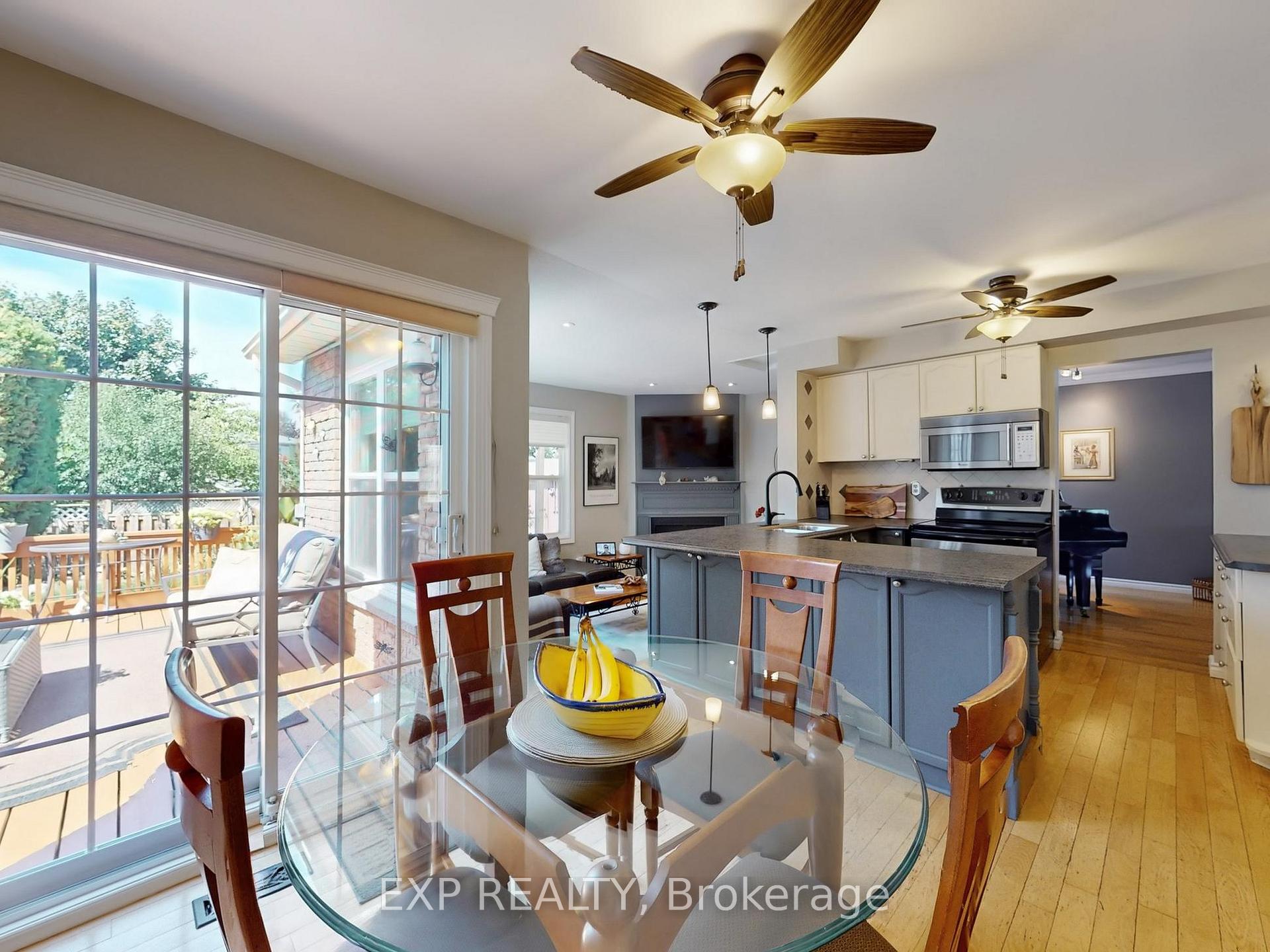Photo 7 of 21 Lyndale Crescent, Clarington, Courtice — HOMEH