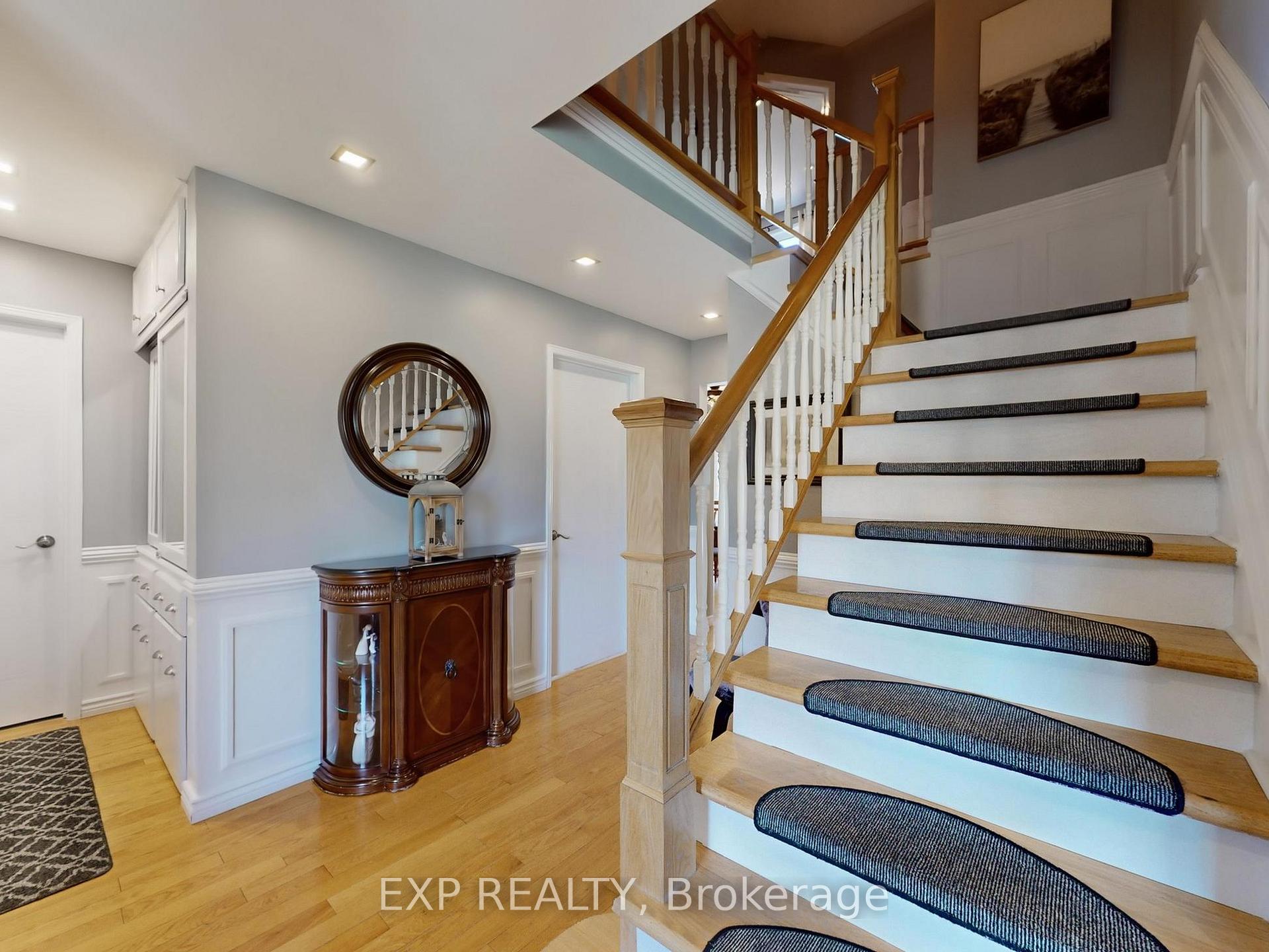Photo 12 of 21 Lyndale Crescent, Clarington, Courtice — HOMEH