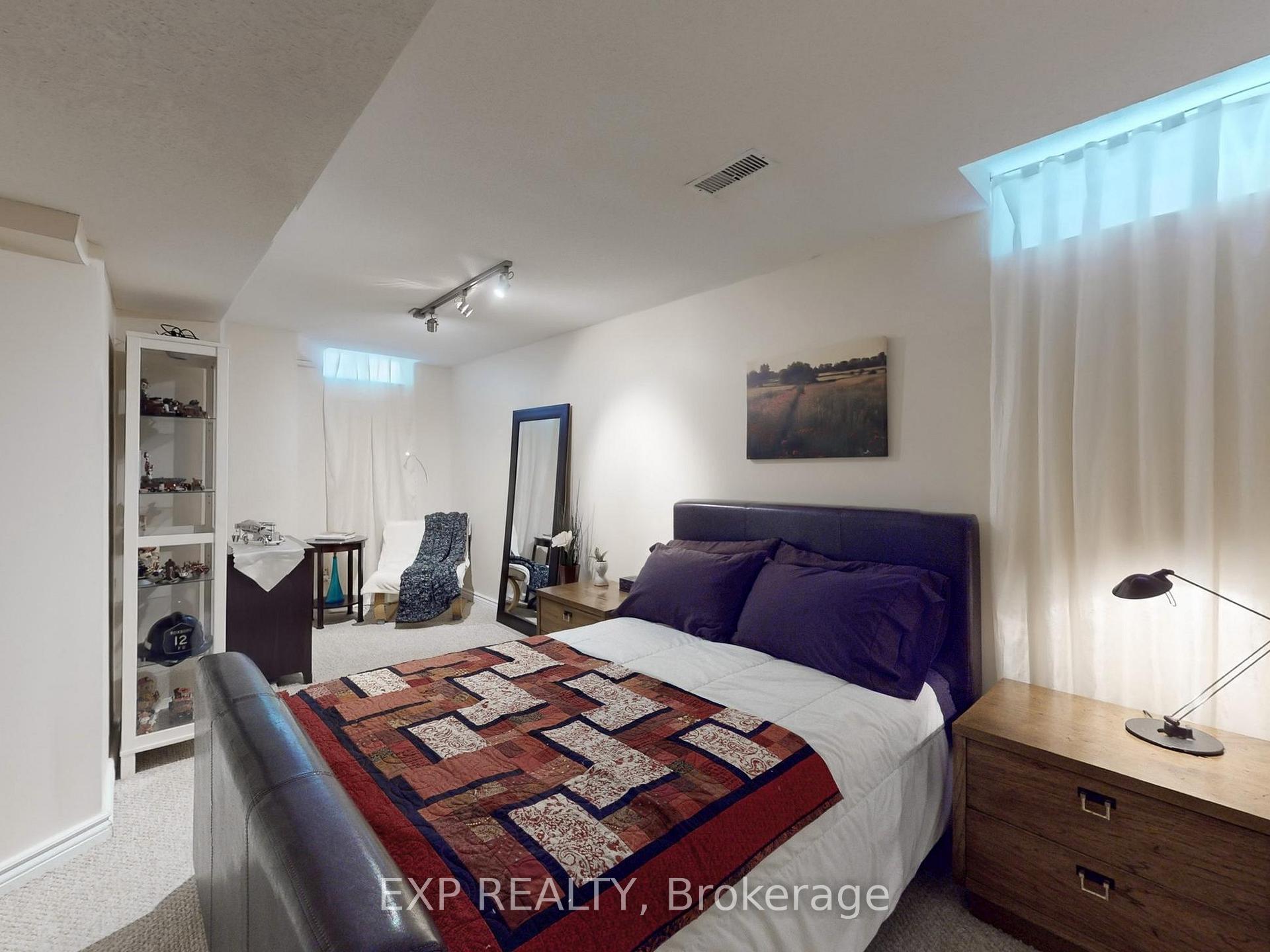 Photo 24 of 21 Lyndale Crescent, Clarington, Courtice — HOMEH