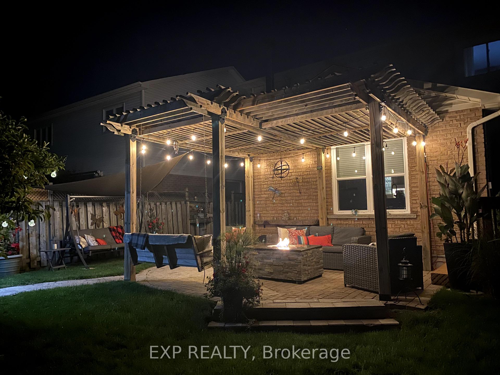 Photo 32 of 21 Lyndale Crescent, Clarington, Courtice — HOMEH