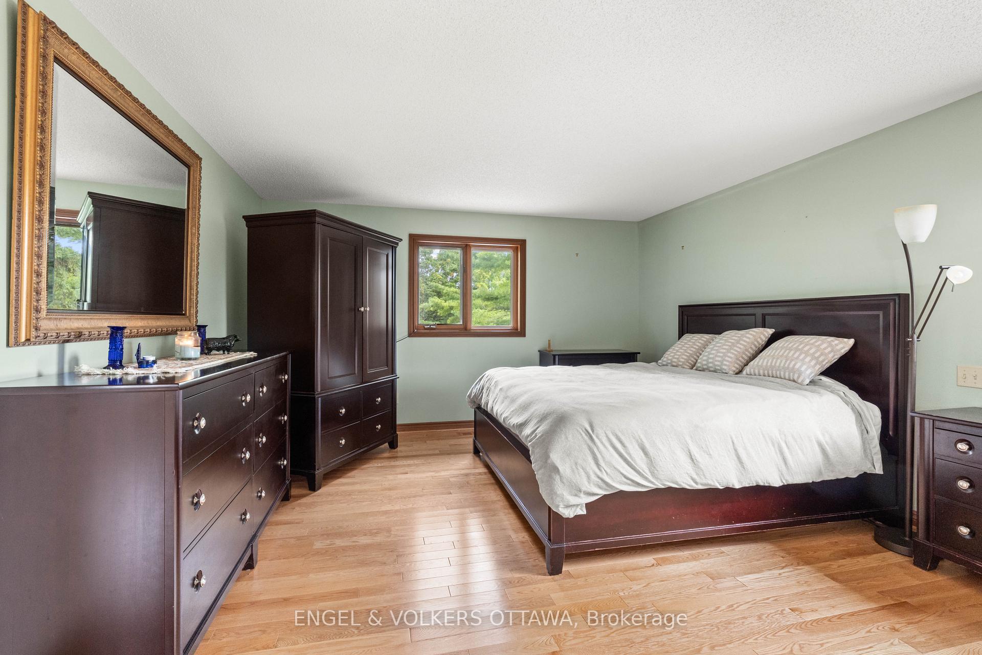 Photo 22 of 2062 Greys Creek Road, Ottawa, Osgoode Twp North of Reg Rd 6 — HOMEH