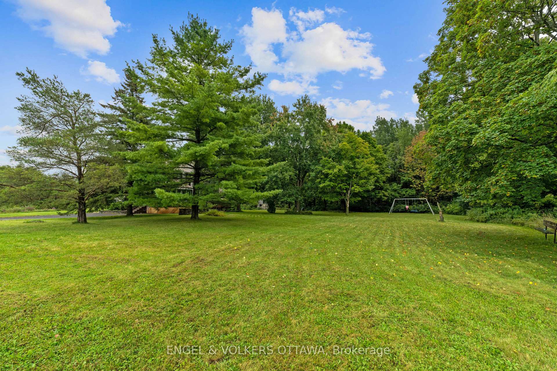 Photo 36 of 2062 Greys Creek Road, Ottawa, Osgoode Twp North of Reg Rd 6 — HOMEH