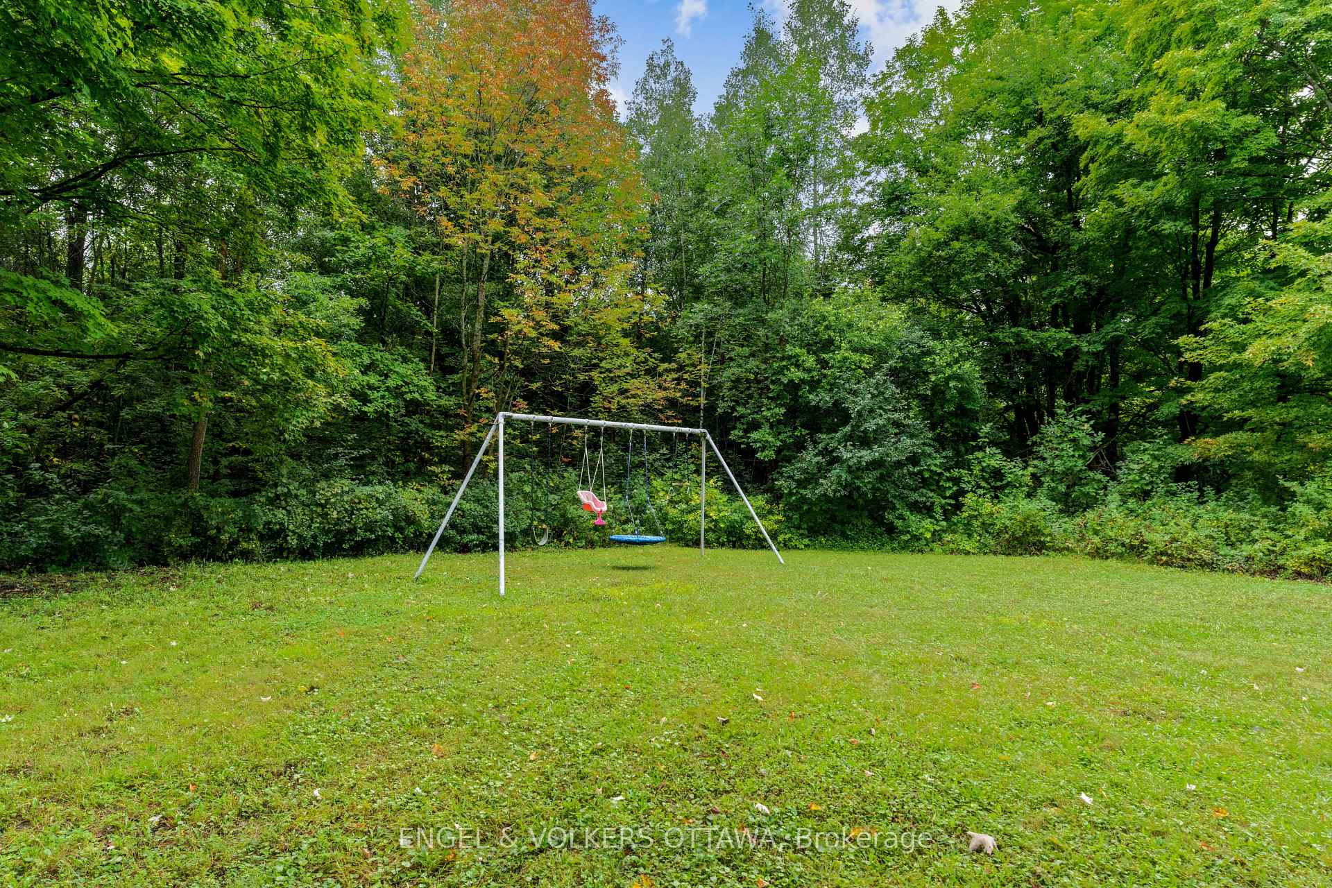 Photo 38 of 2062 Greys Creek Road, Ottawa, Osgoode Twp North of Reg Rd 6 — HOMEH