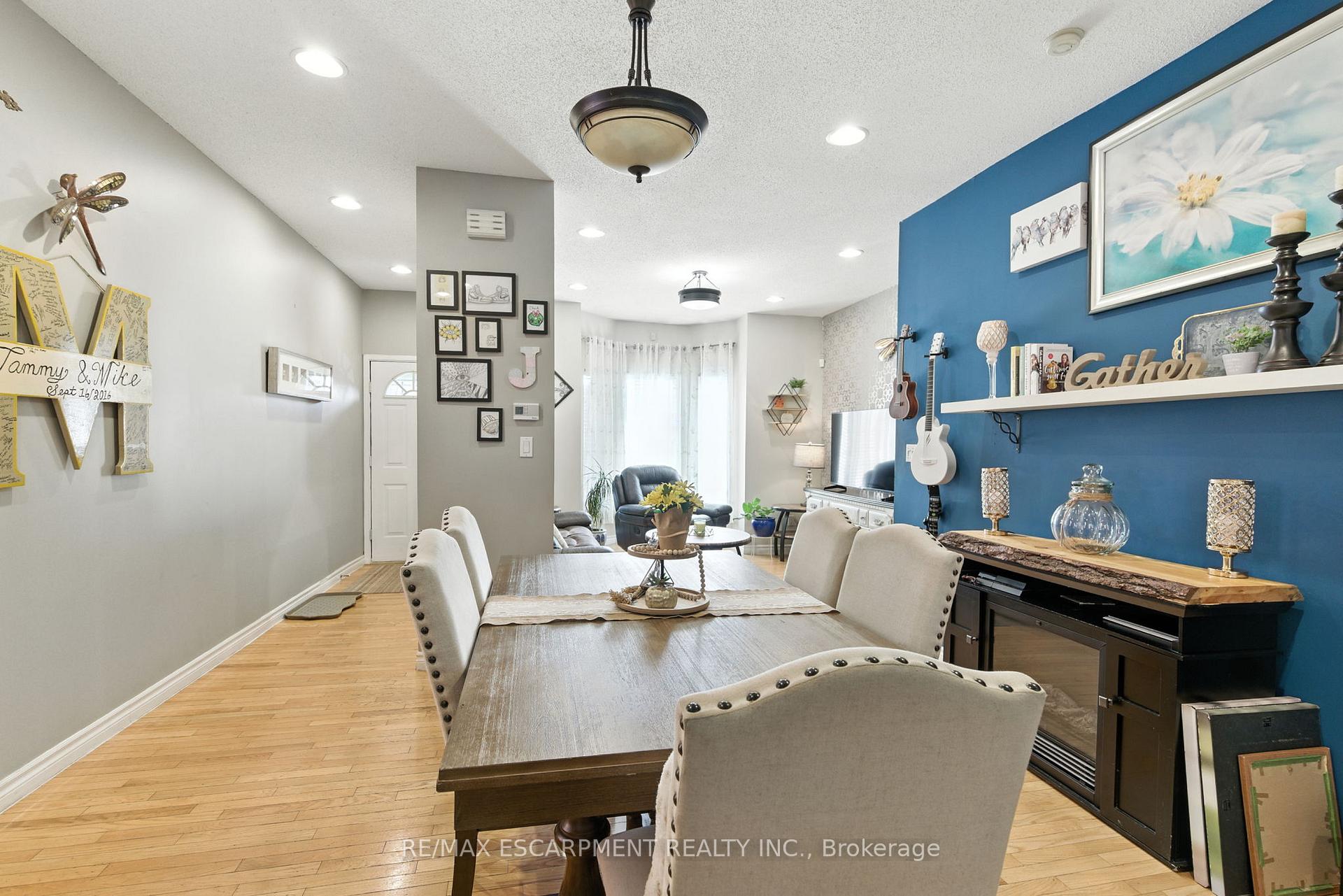 Photo 4 of 487 Catharine Street N, Hamilton, North End — HOMEH