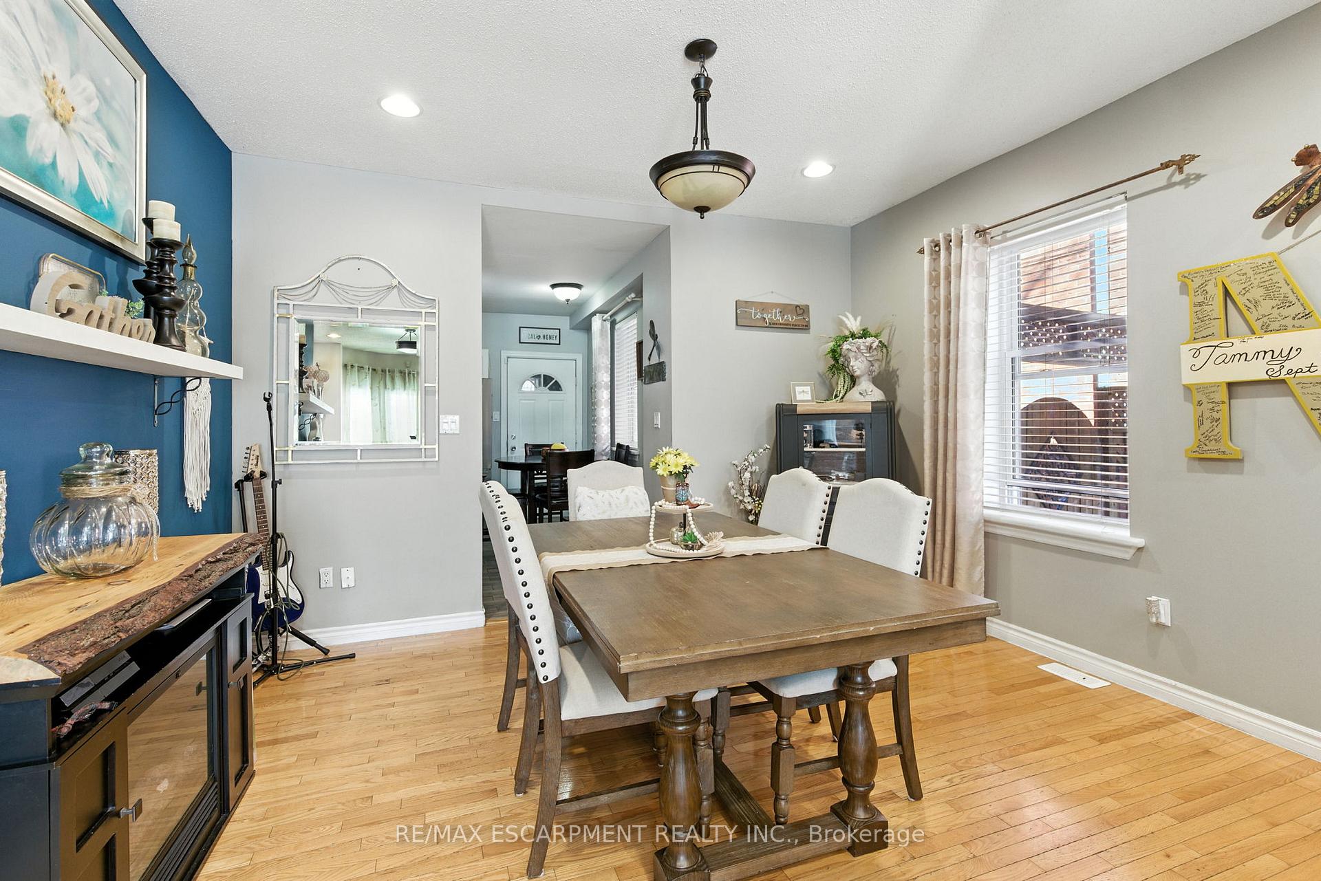 Photo 5 of 487 Catharine Street N, Hamilton, North End — HOMEH