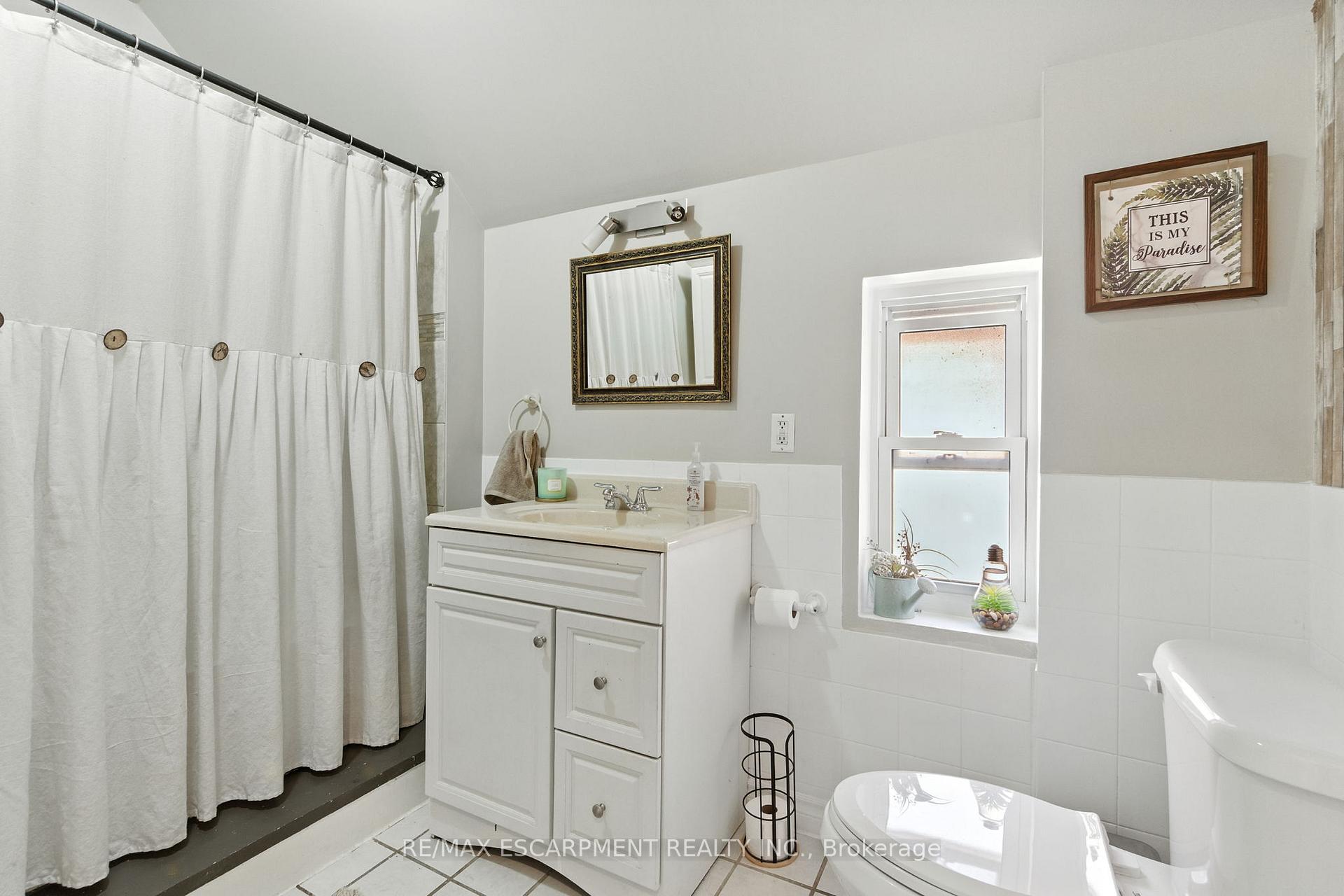 Photo 20 of 487 Catharine Street N, Hamilton, North End — HOMEH