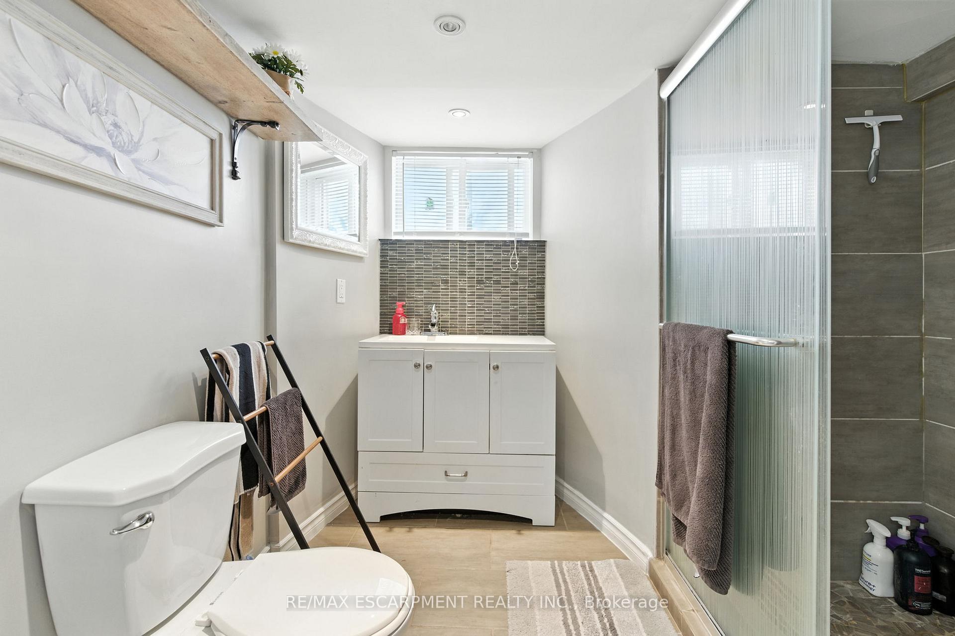 Photo 26 of 487 Catharine Street N, Hamilton, North End — HOMEH