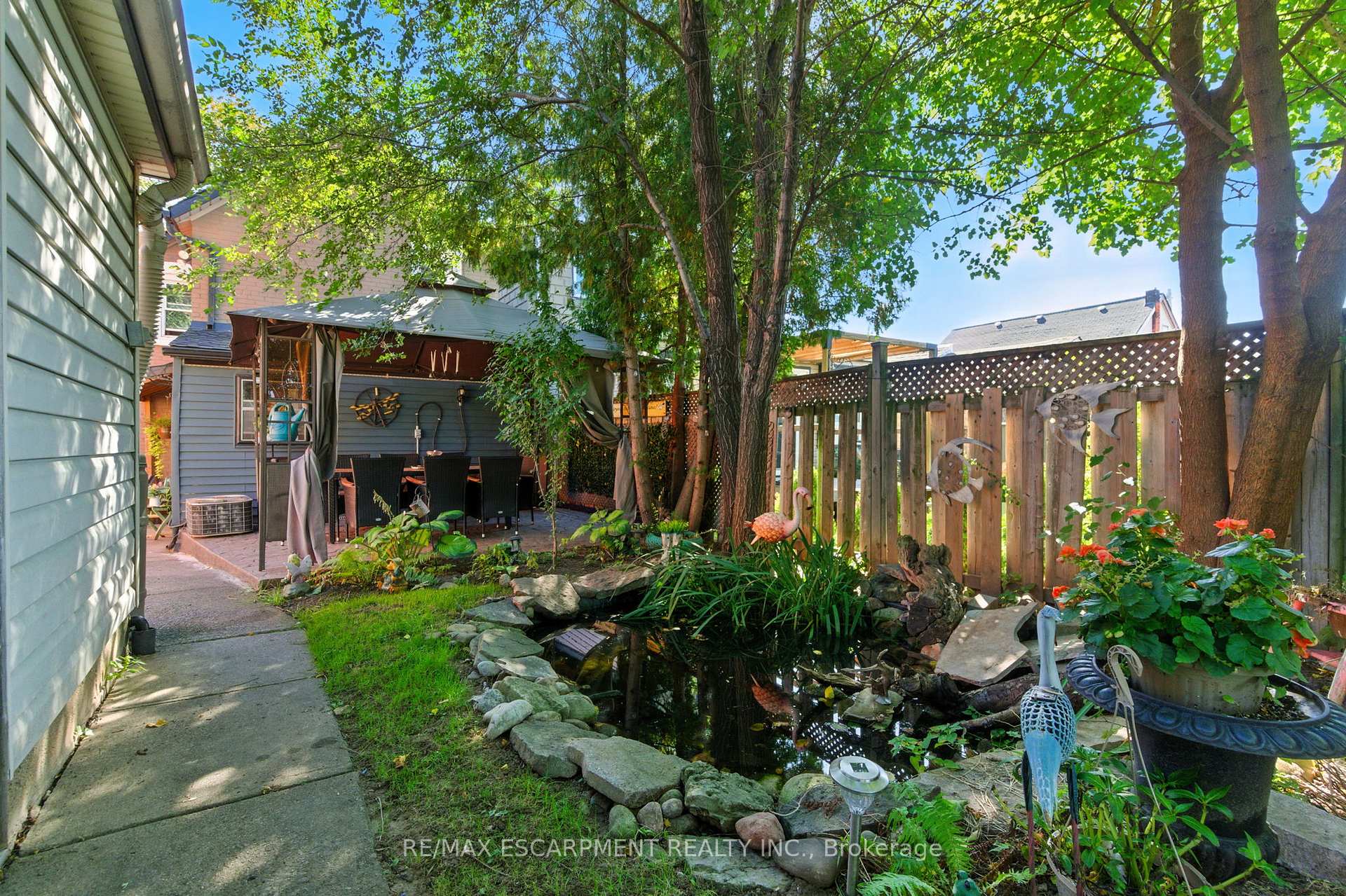 Photo 29 of 487 Catharine Street N, Hamilton, North End — HOMEH